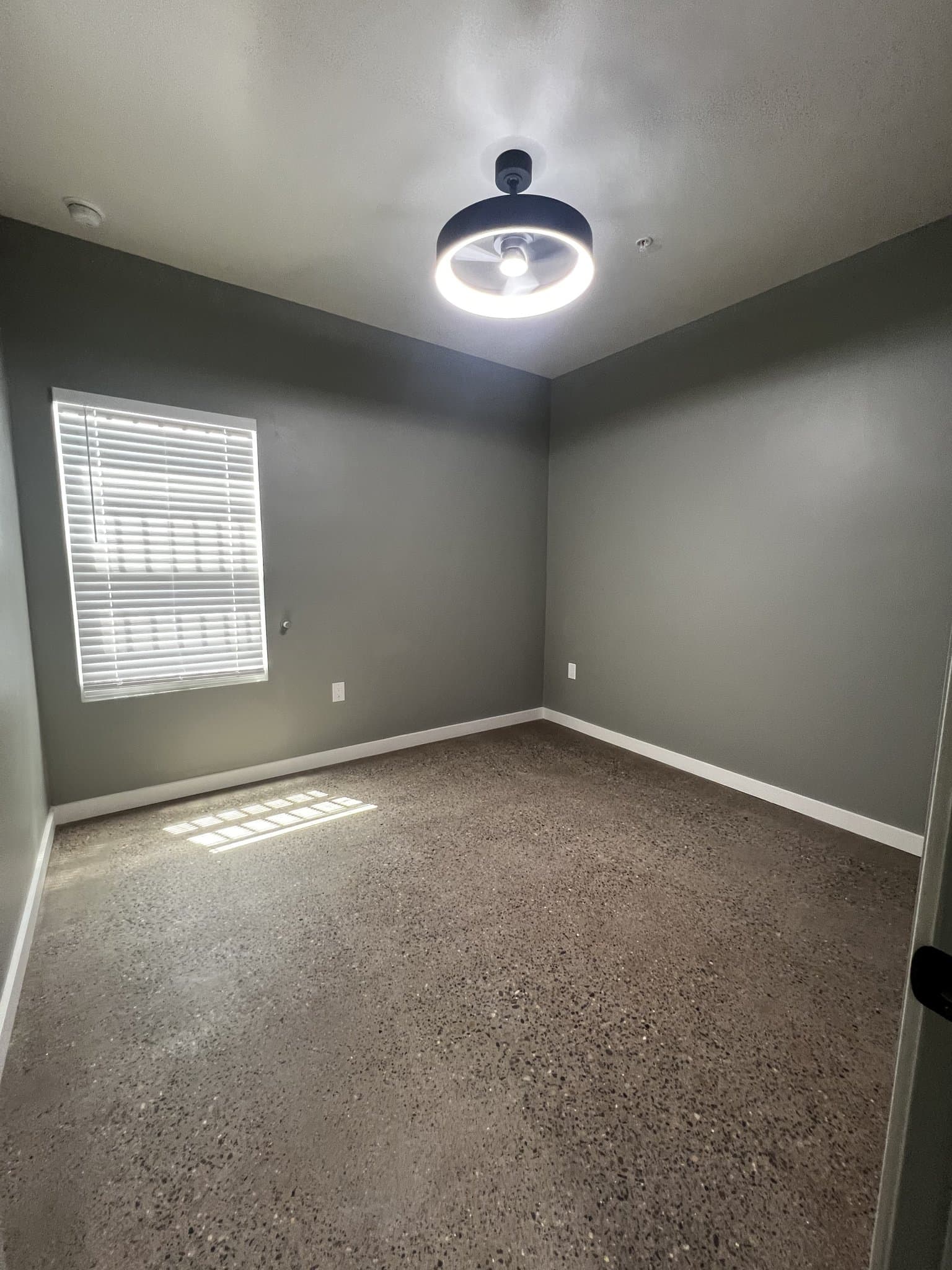 Albuquerque Apartment: 11715 Menaul Blvd. NE