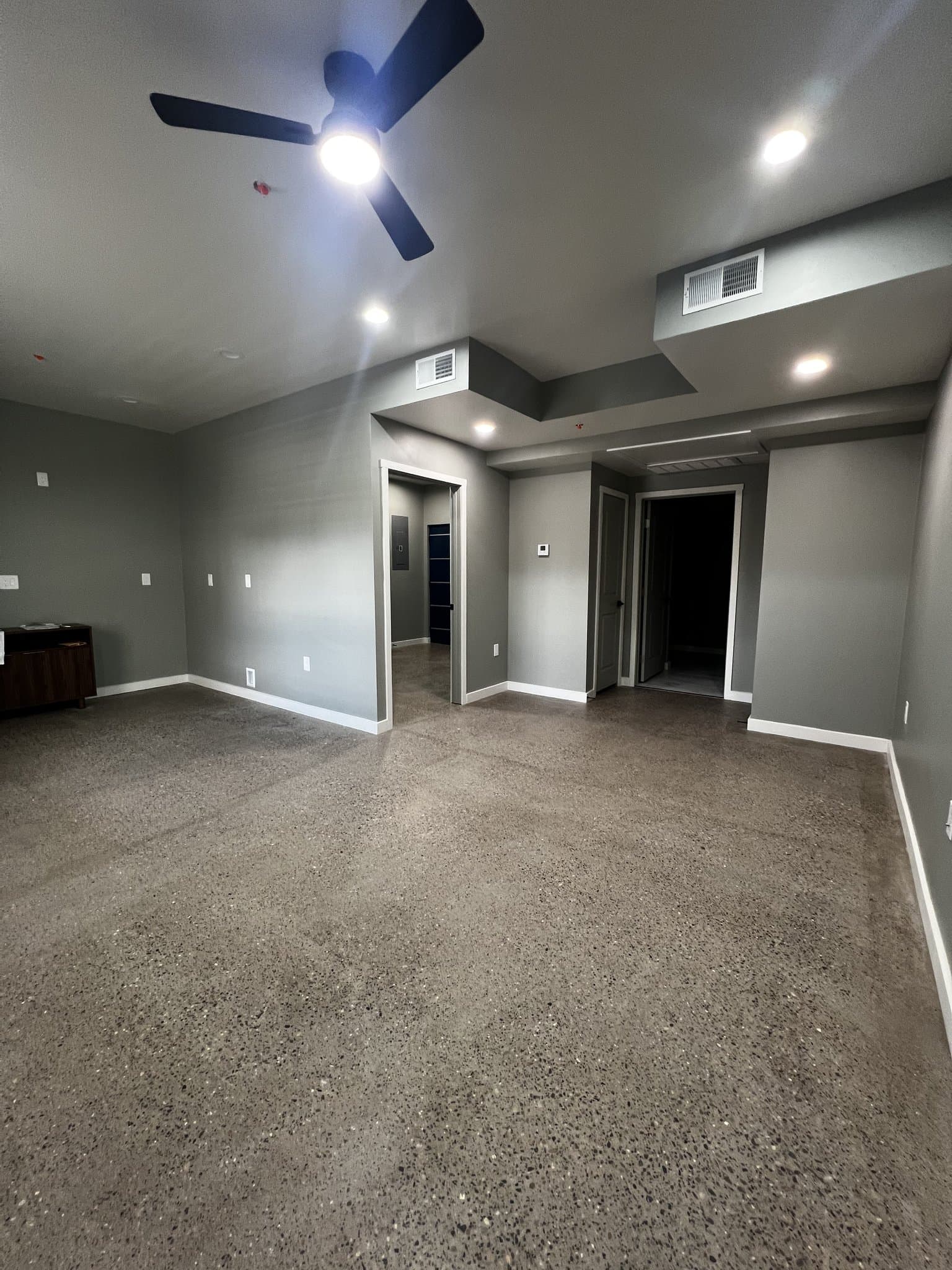 Albuquerque Apartment: 11715 Menaul Blvd. NE