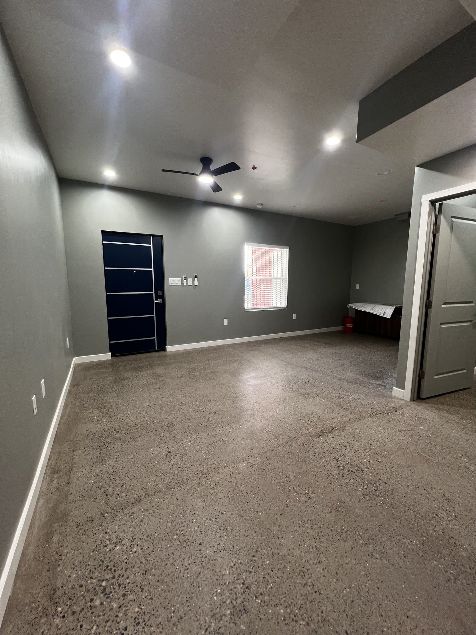 Albuquerque Apartment: 11715 Menaul Blvd. NE