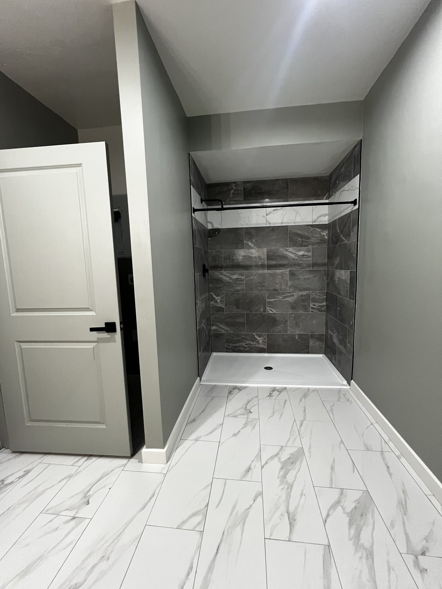 Albuquerque Apartment: 11715 Menaul Blvd. NE