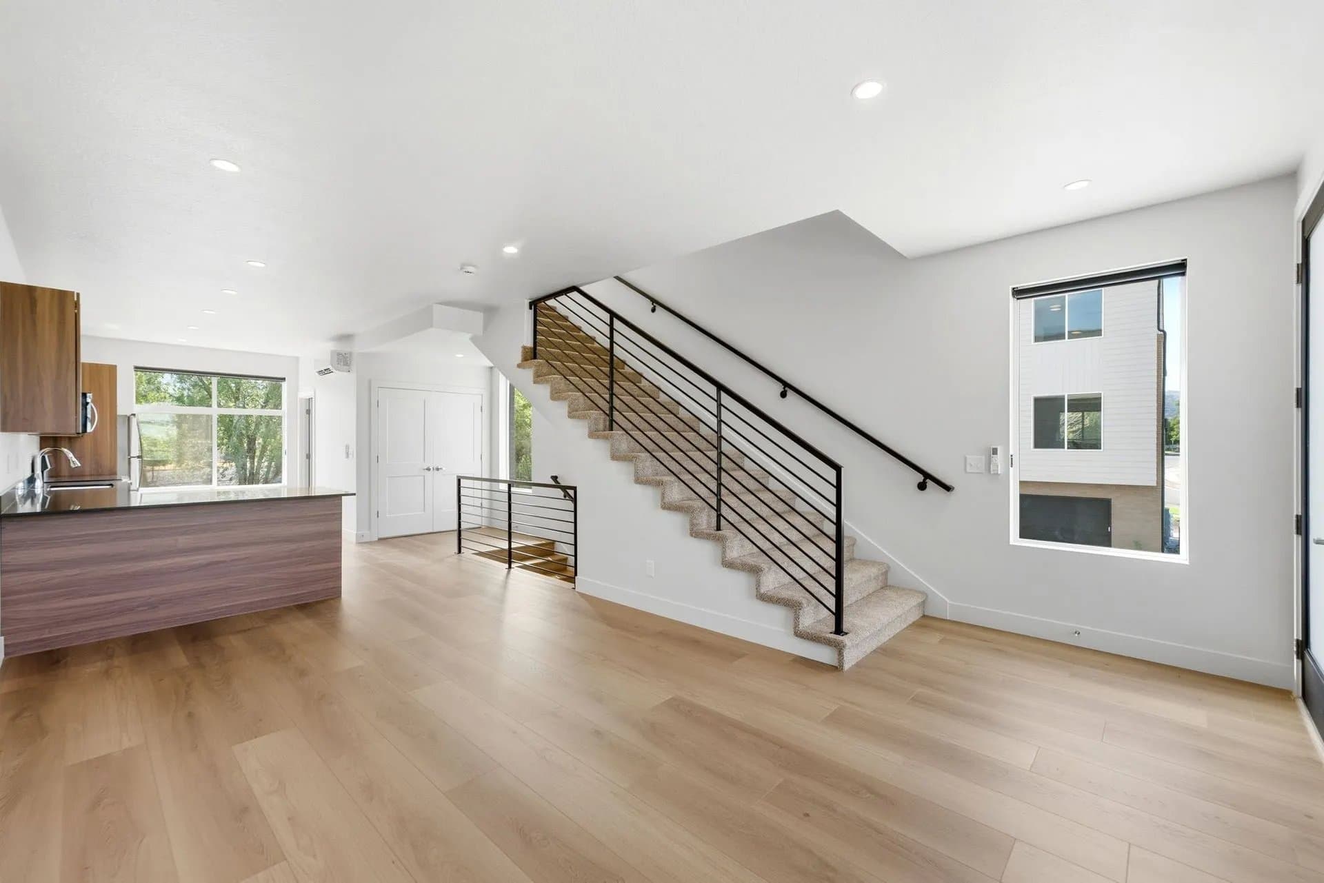 Woods Cross Townhome: 1950 S 525 W