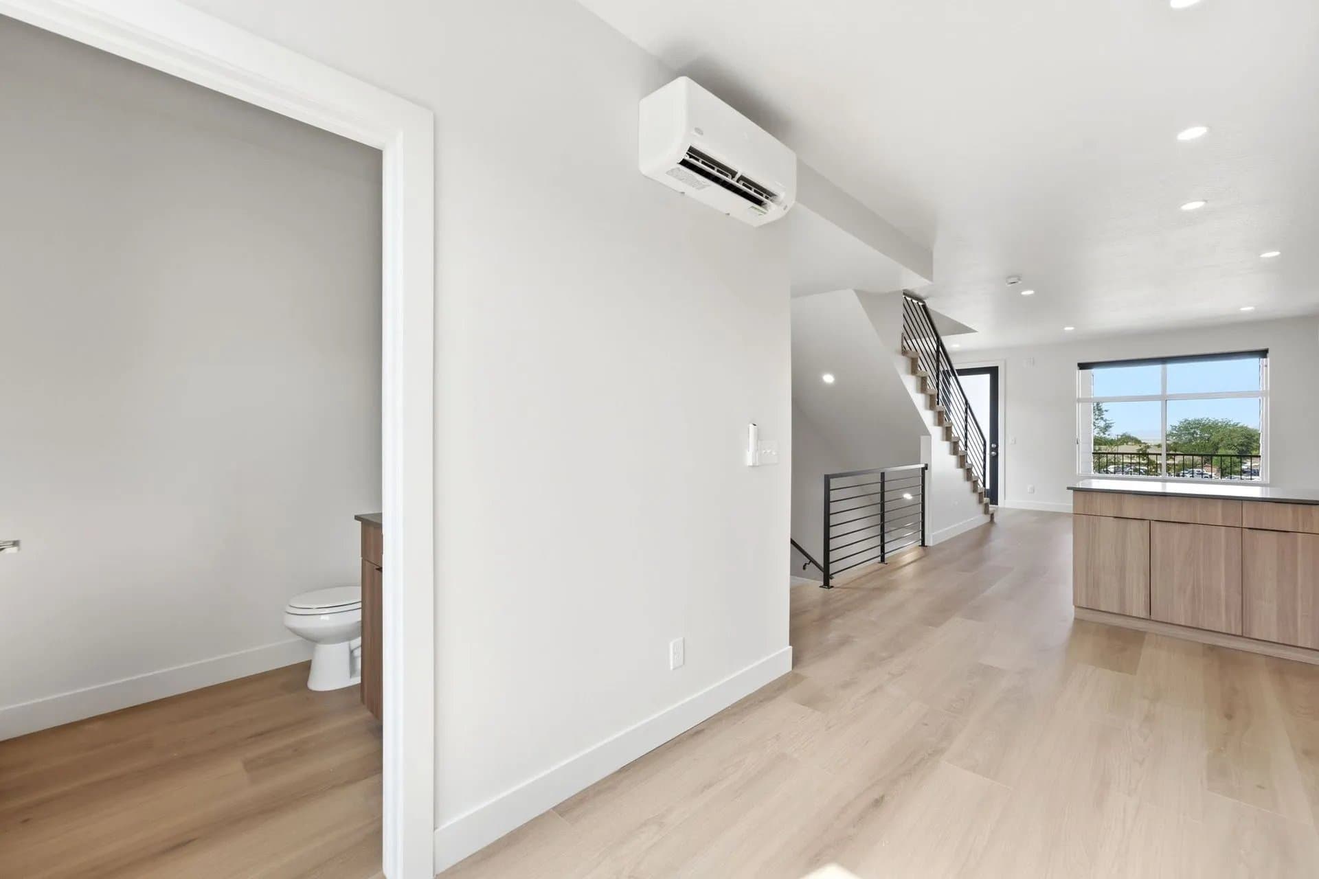 Woods Cross Townhome: 1950 S 525 W