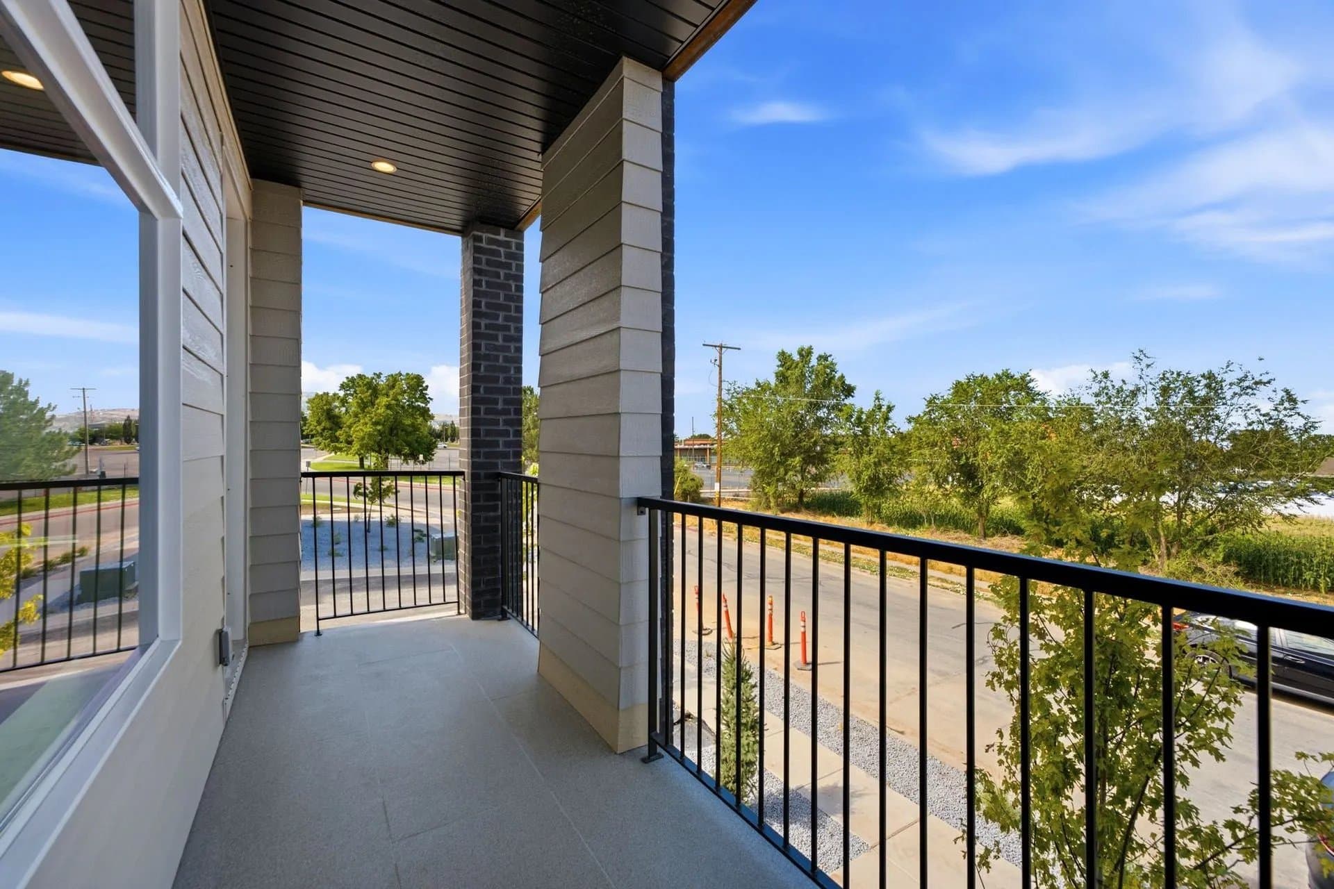Woods Cross Townhome: 1950 S 525 W