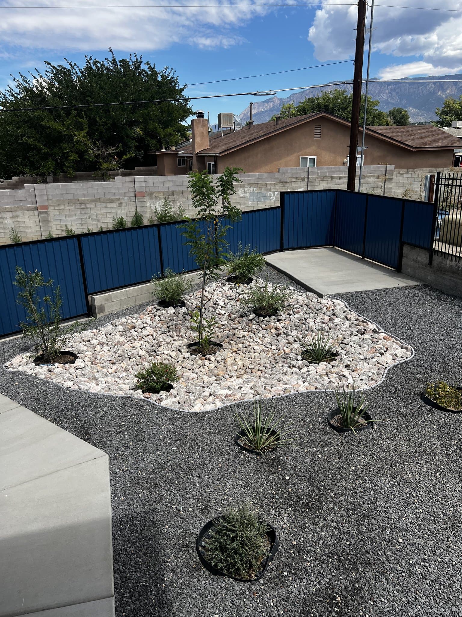 Albuquerque Apartment: 11715 Menaul Blvd. NE