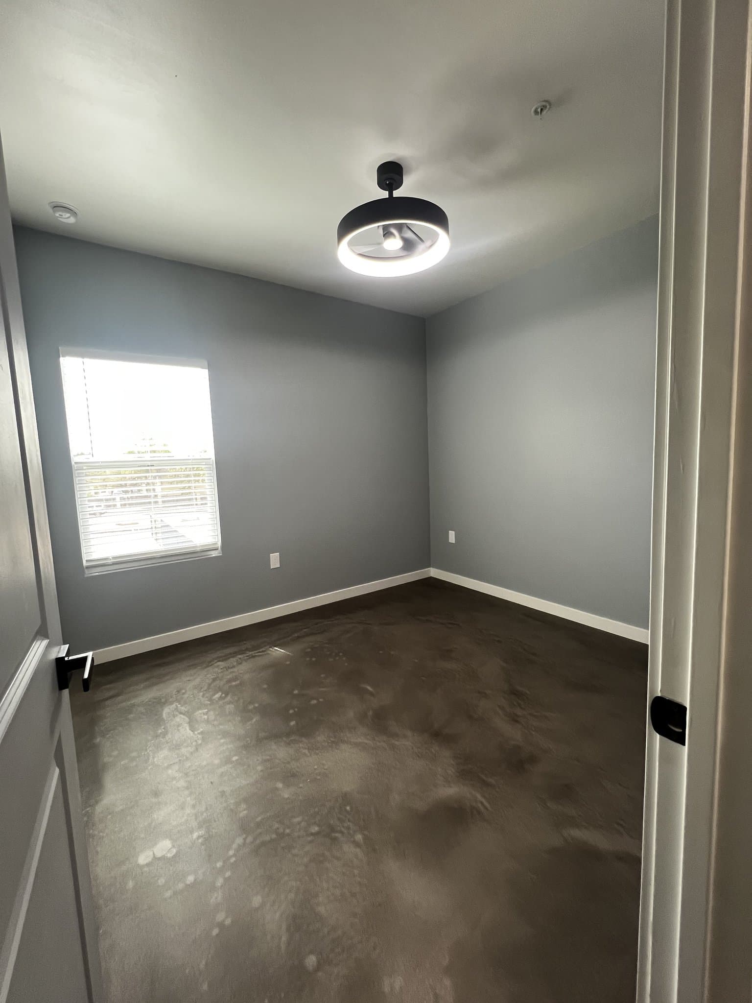 Albuquerque Apartment: 11715 Menaul Blvd. NE