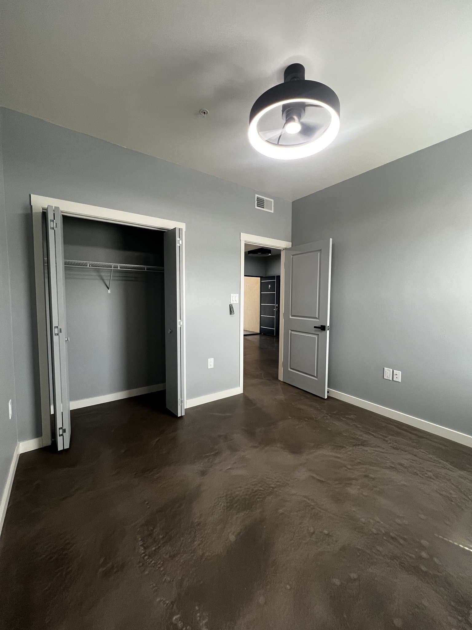 Albuquerque Apartment: 11715 Menaul Blvd. NE