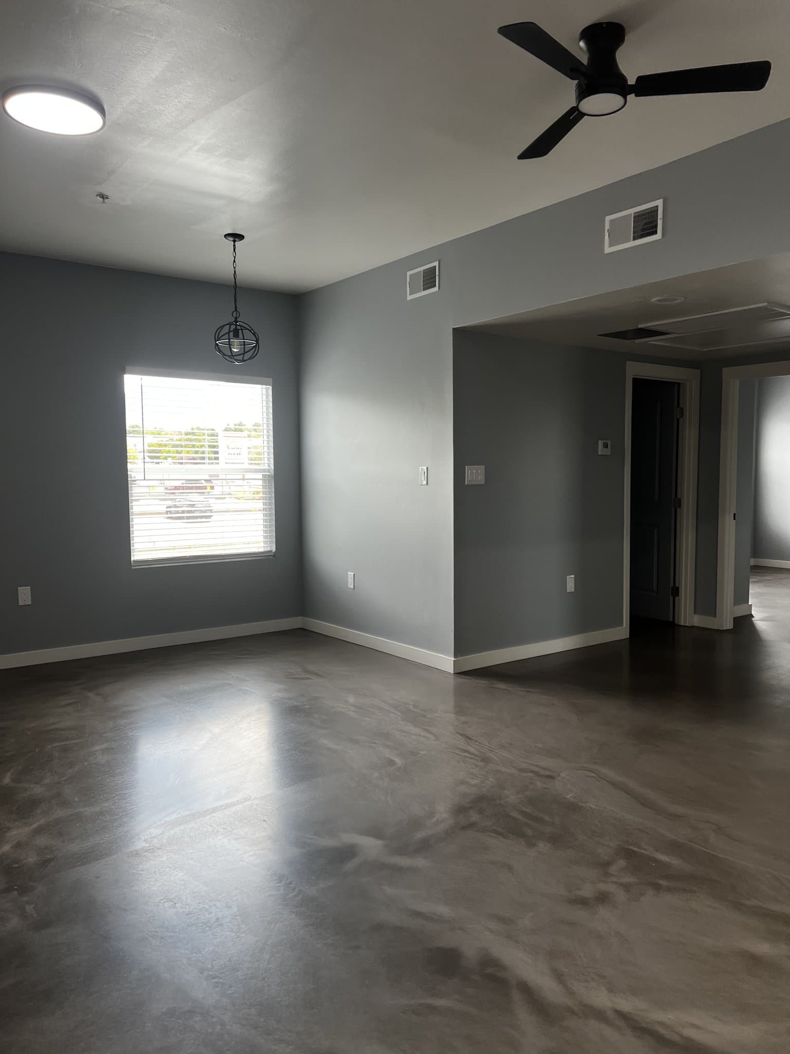 Albuquerque Apartment: 11715 Menaul Blvd. NE