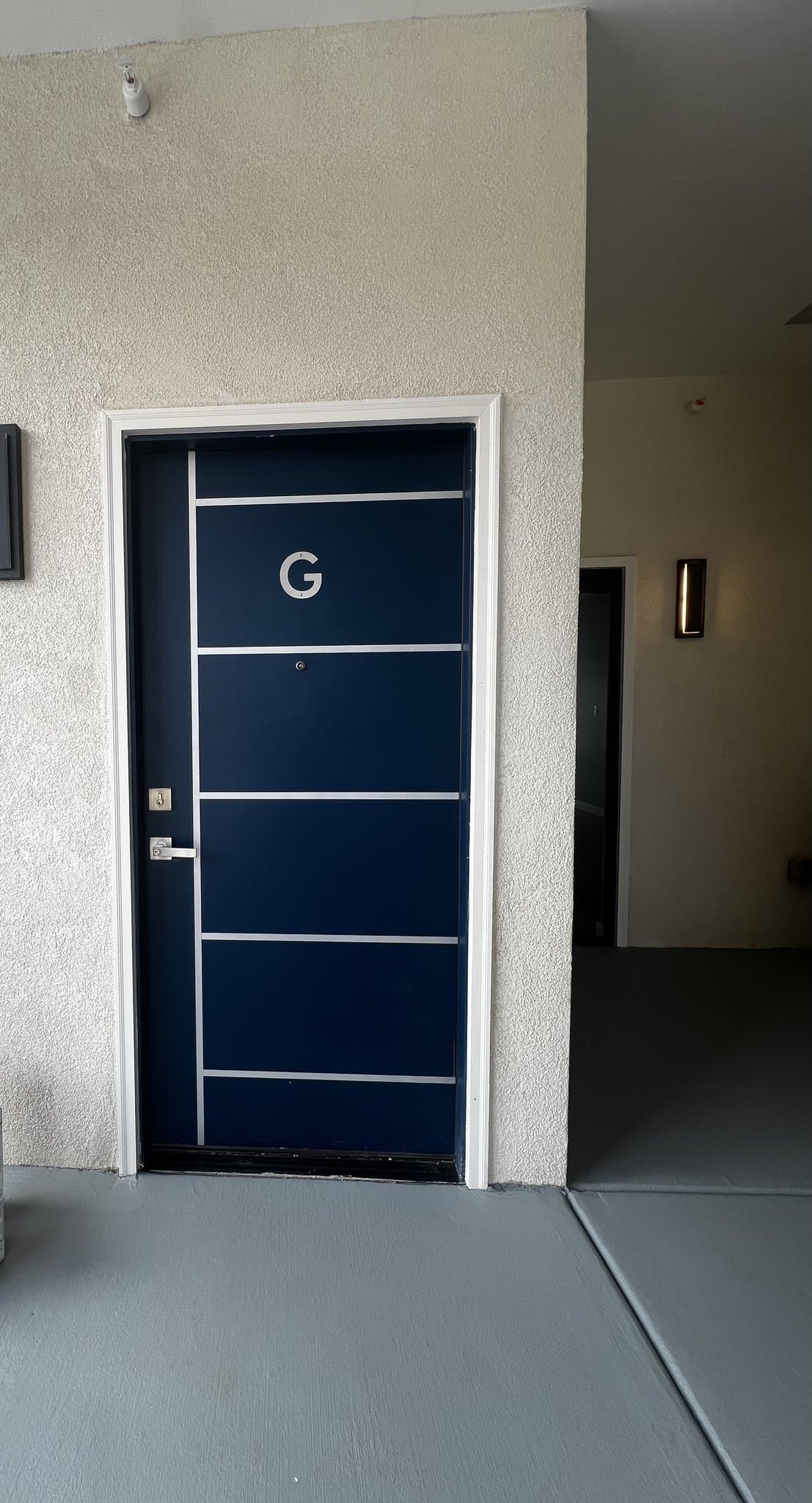 Albuquerque Apartment: 11715 Menaul Blvd. NE
