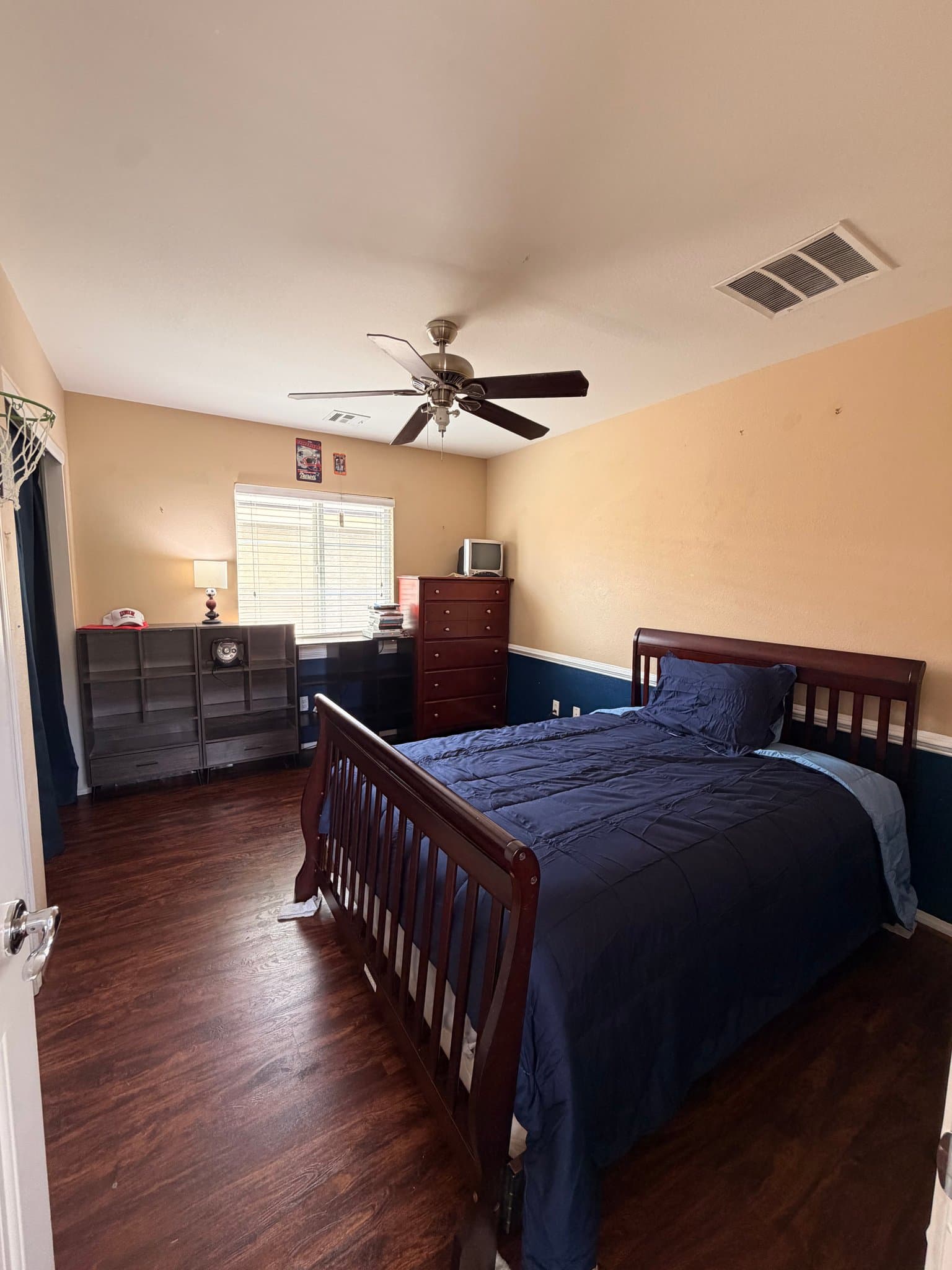 Las Vegas House: 6600 Ditmars Street