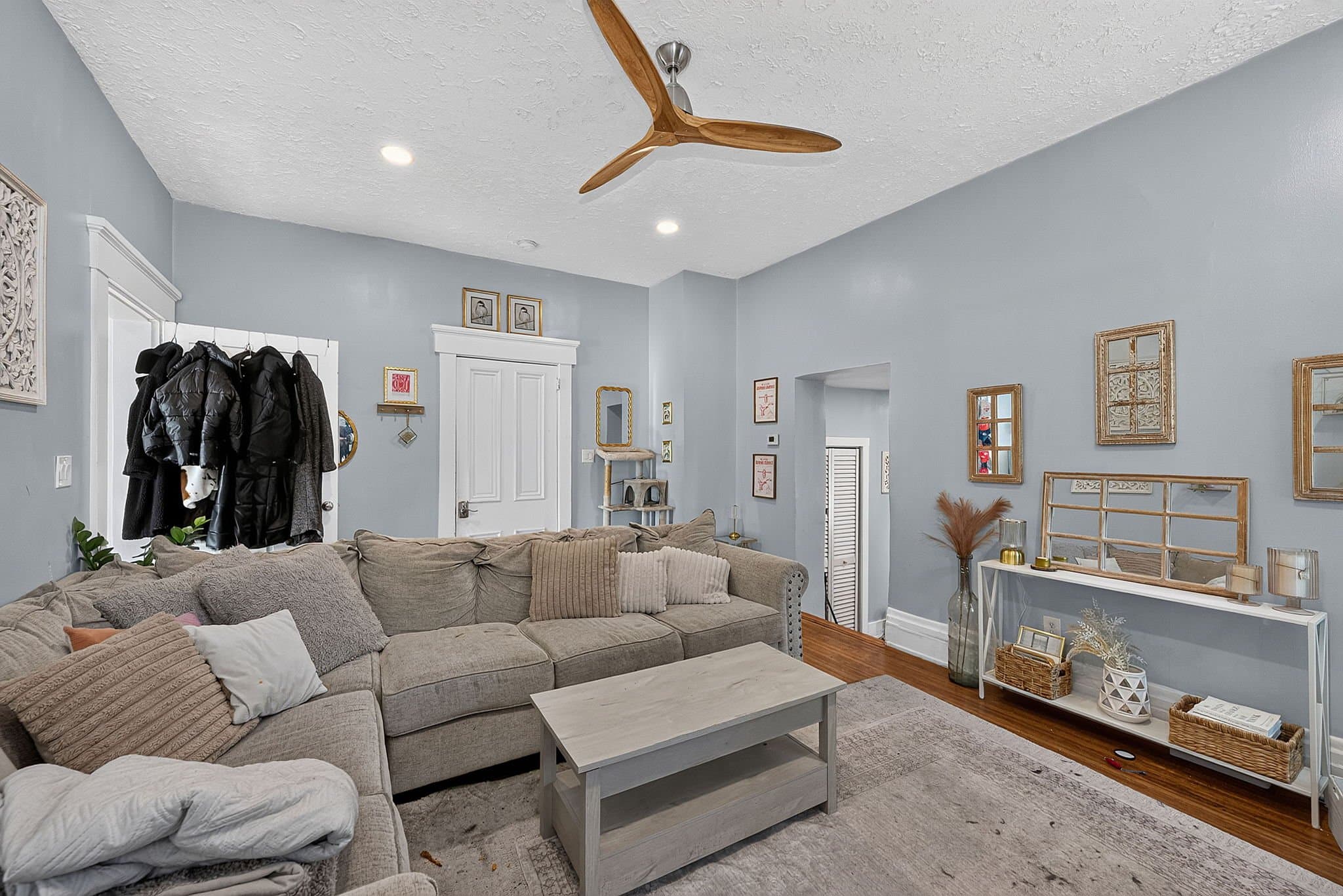 Cincinati Multiplex: 5618 Whitney Place