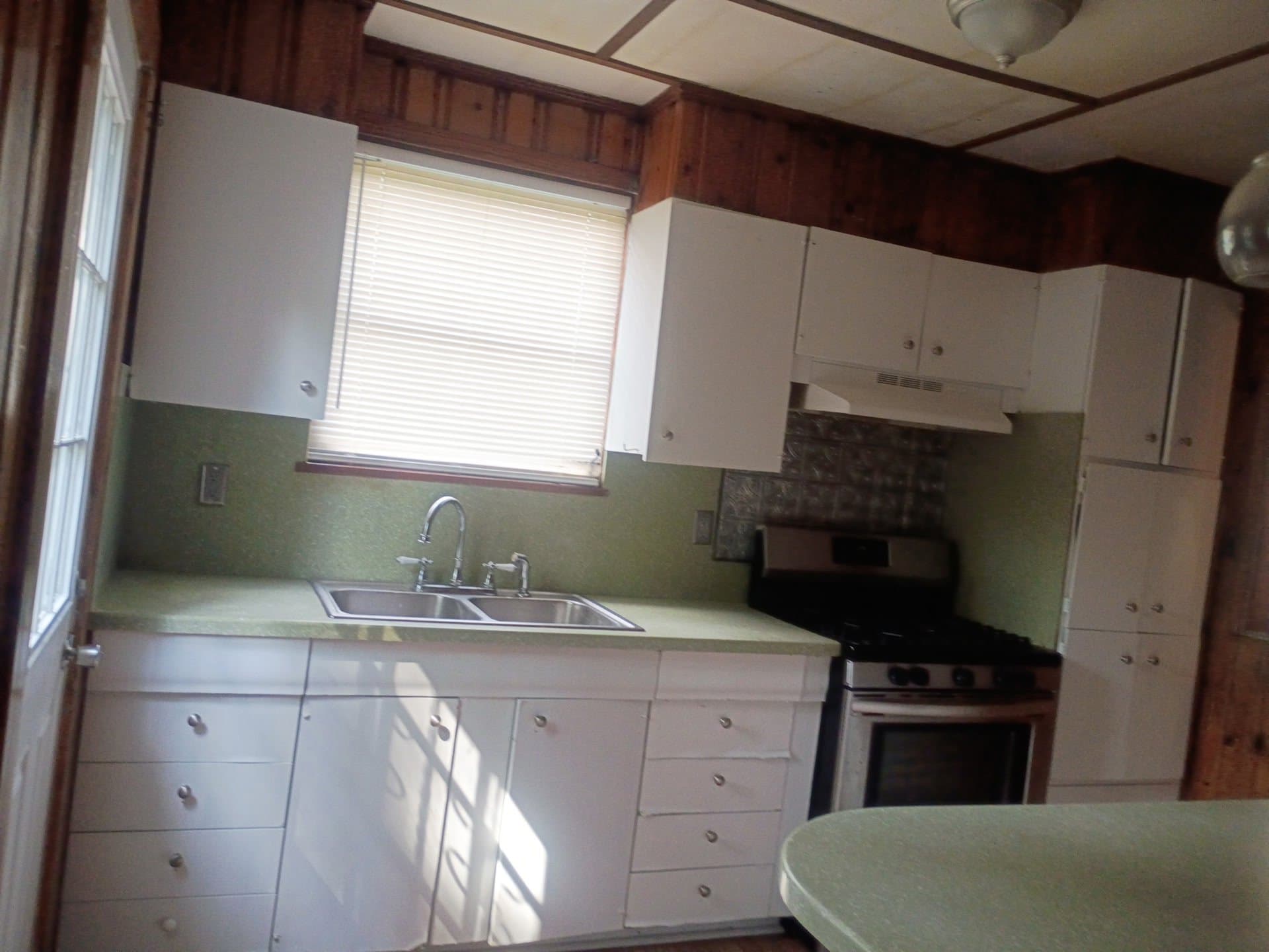 North Charleston House: 2636 Ferrara Dr