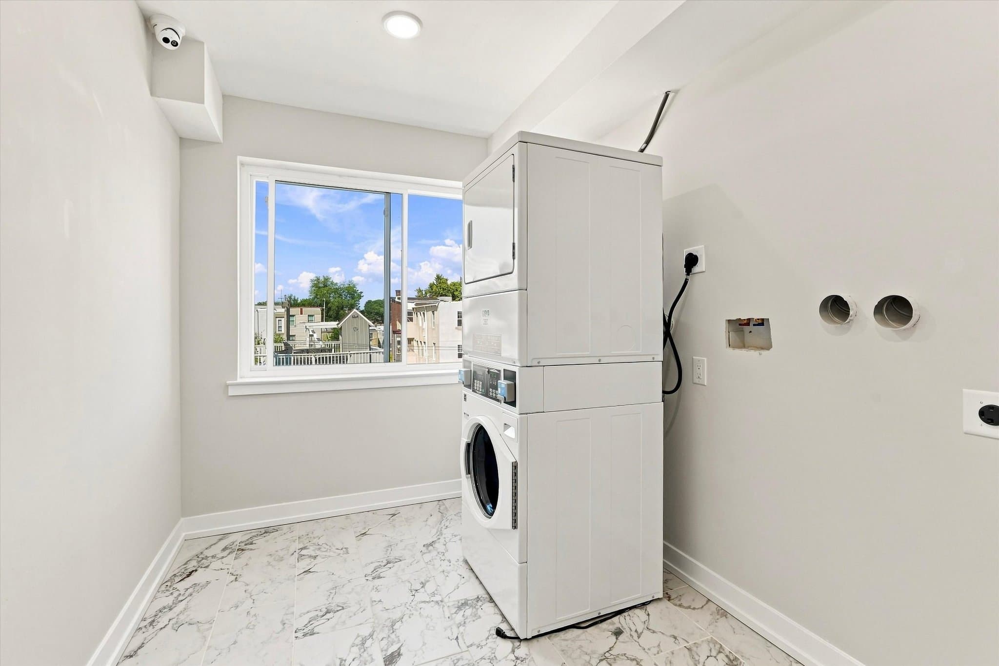 Philadelphia Apartment: 2523 N Fairhill St