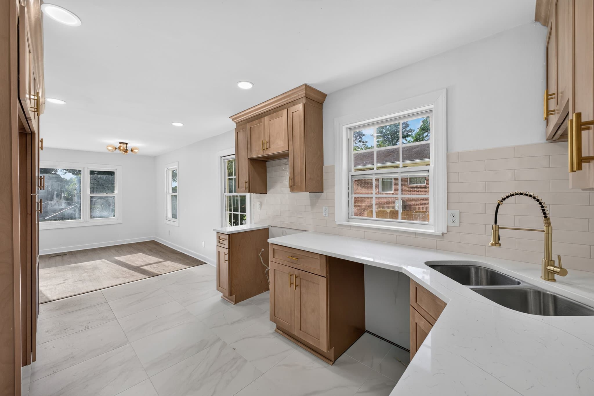 Atlanta House: 2027 Hilburn Dr, Atlanta GA