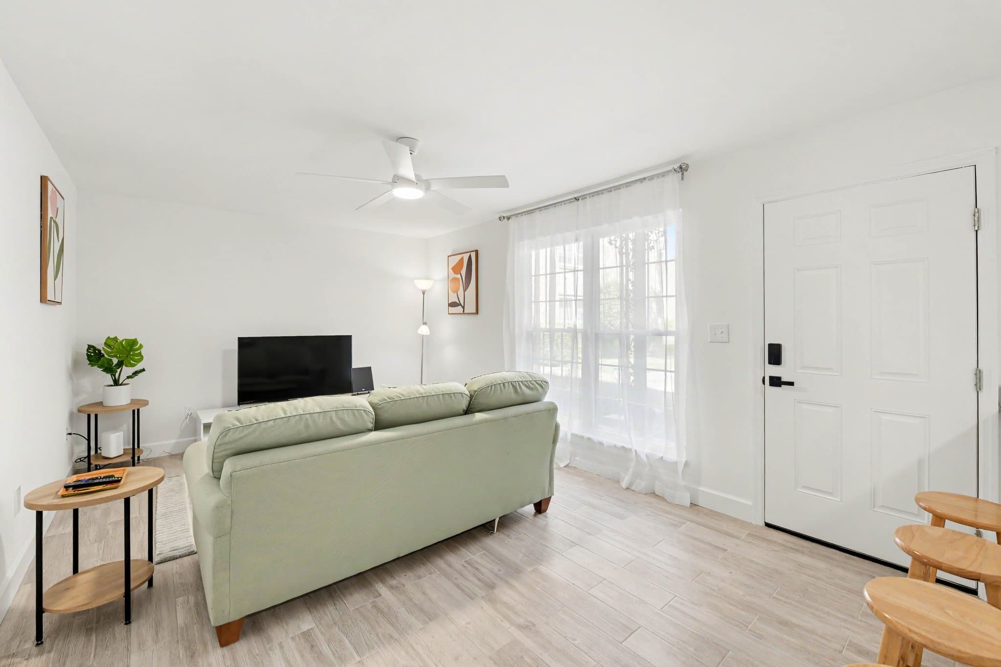 Charleston Condo: 867 Colony Dr