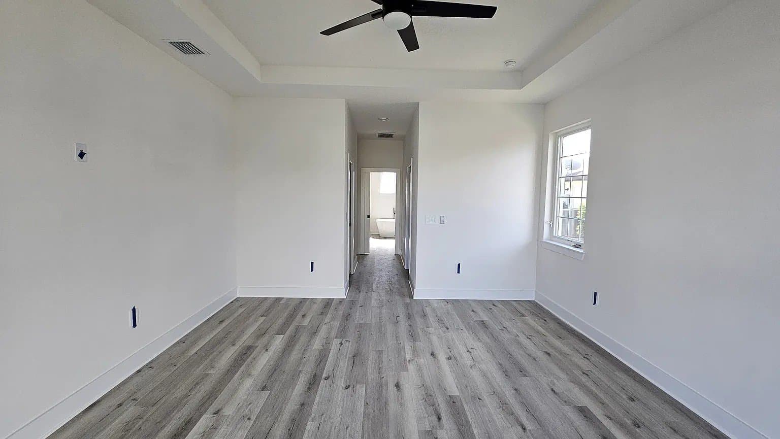Port Charlotte House: 8601 Calumet Blvd
