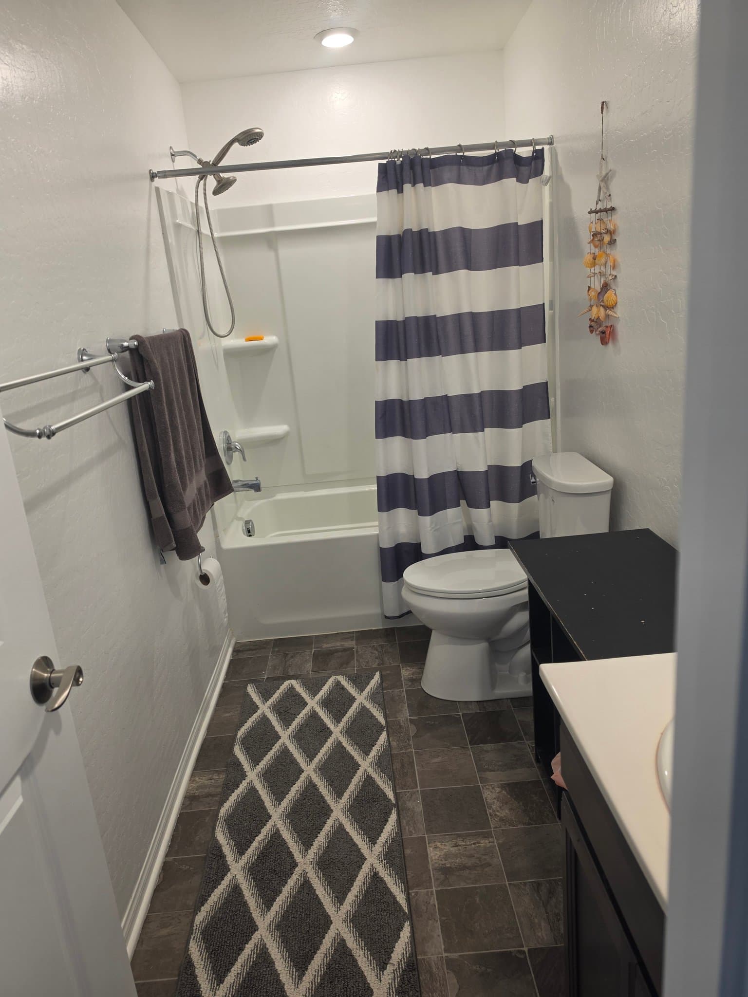North Las Vegas Single Room: 6914 Feather Hill St