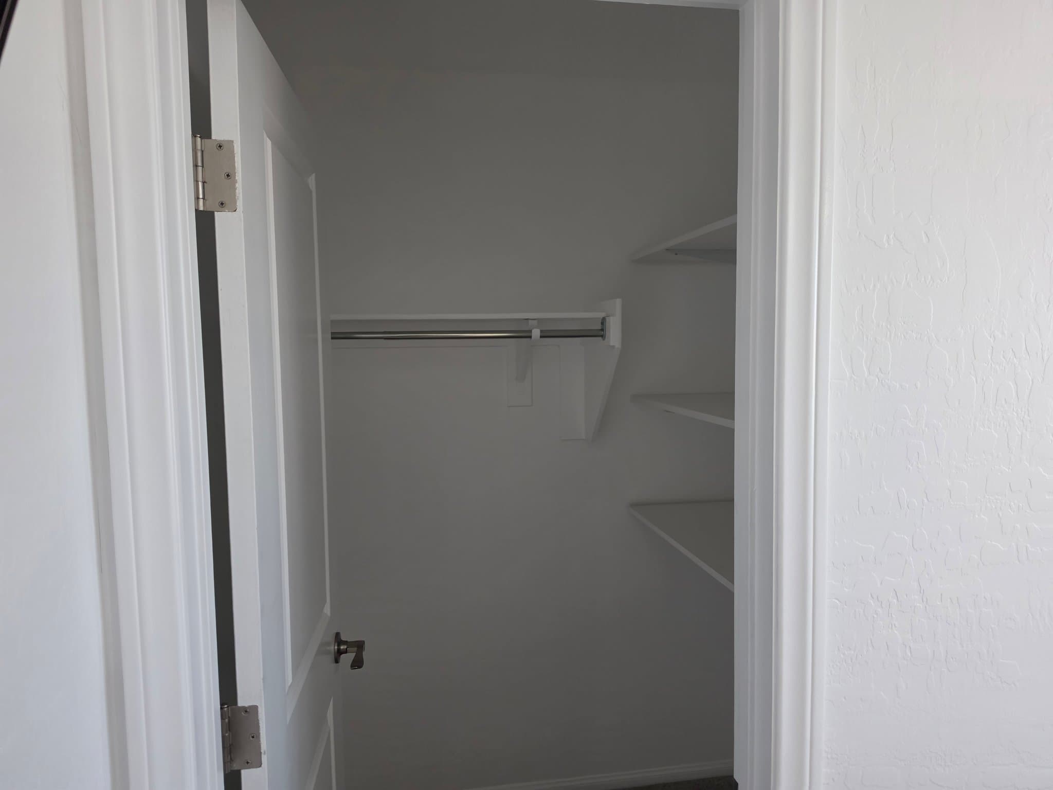North Las Vegas Single Room: 6914 Feather Hill St