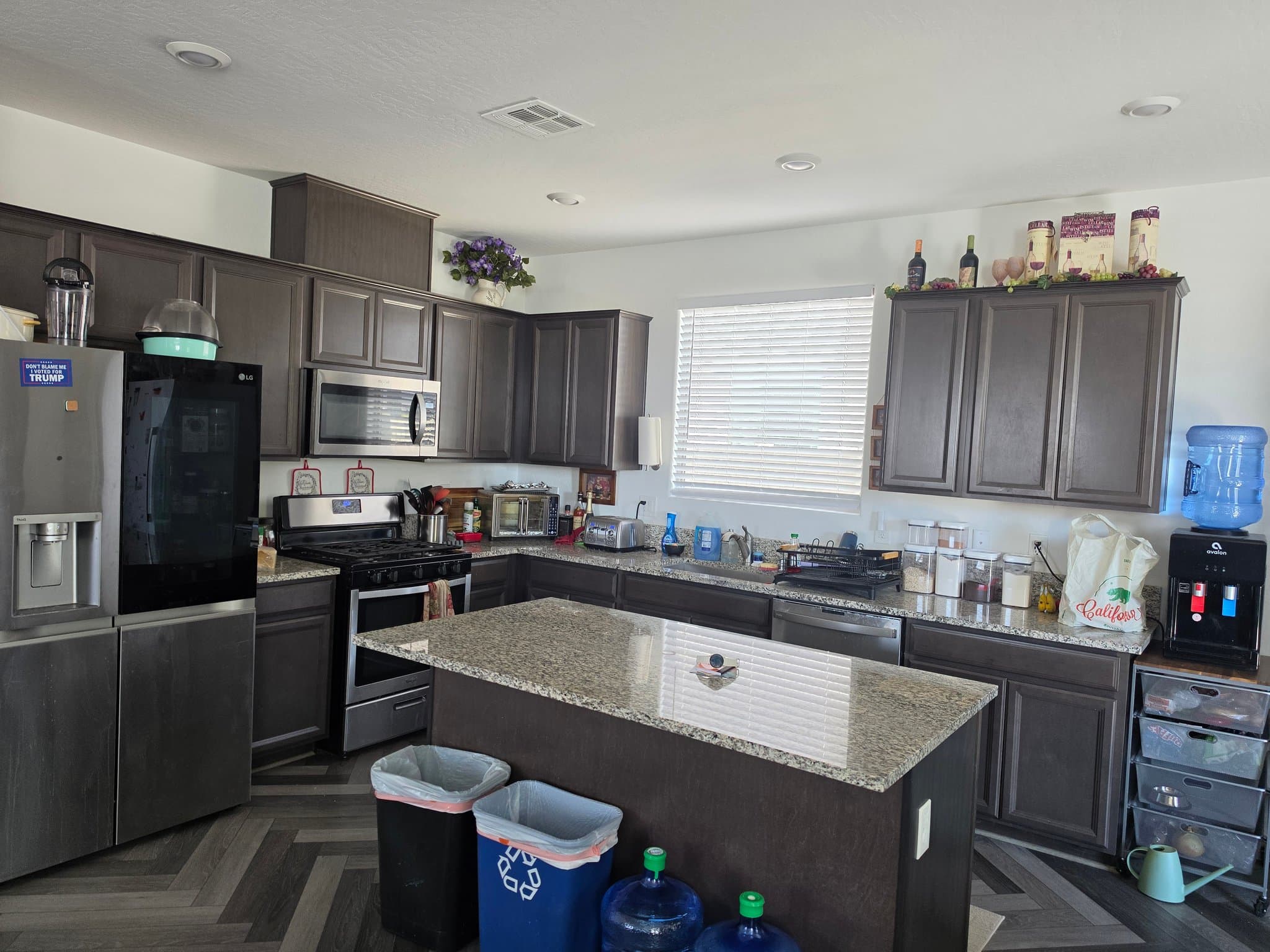 North Las Vegas Single Room: 6914 Feather Hill St