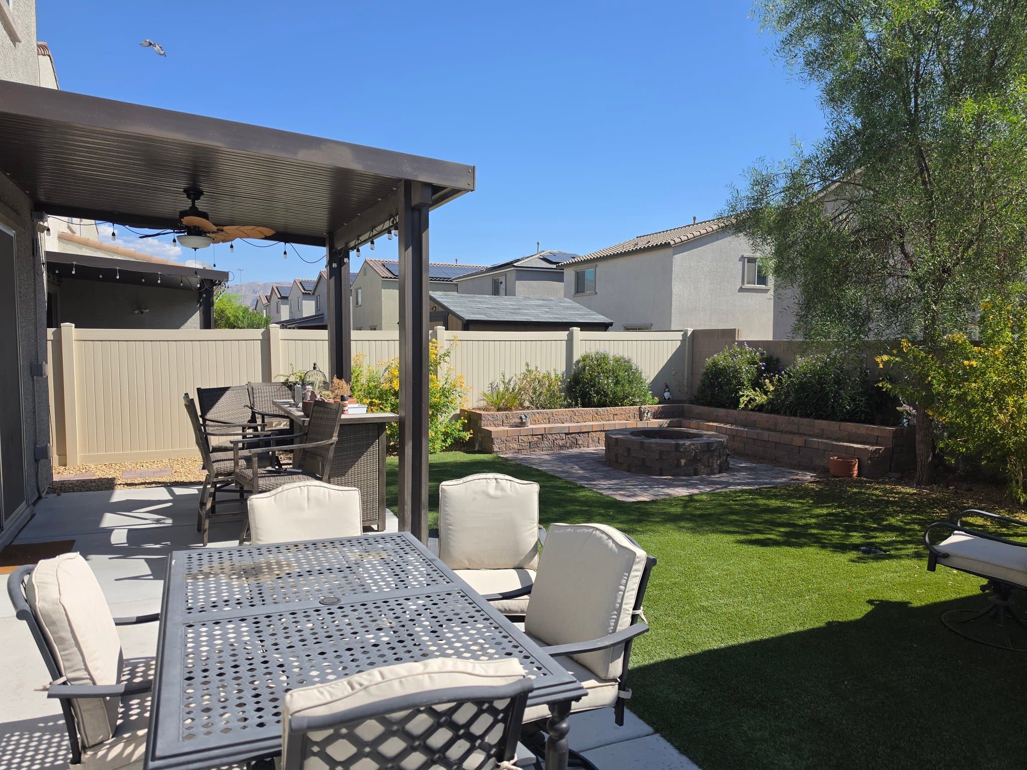 North Las Vegas Single Room: 6914 Feather Hill St