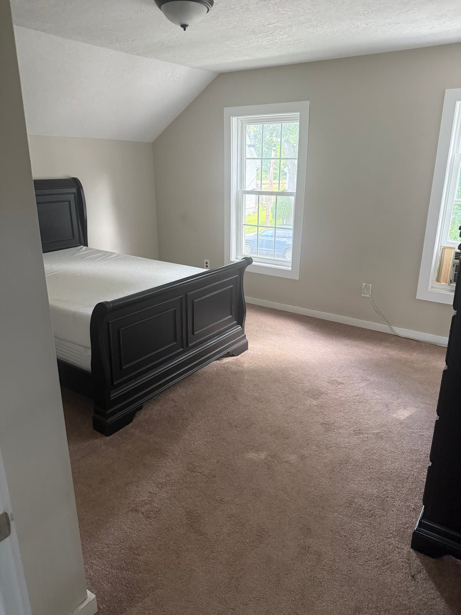 Westfield Single Room: Westfield, MA 01085