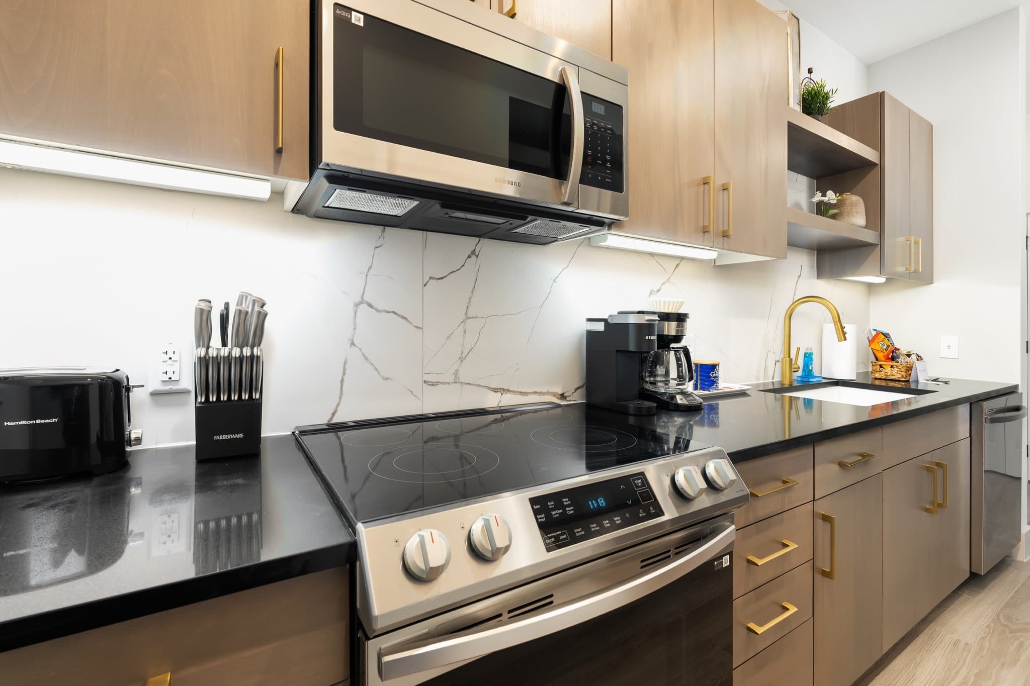 Columbus Condo: 195 East Broad Street