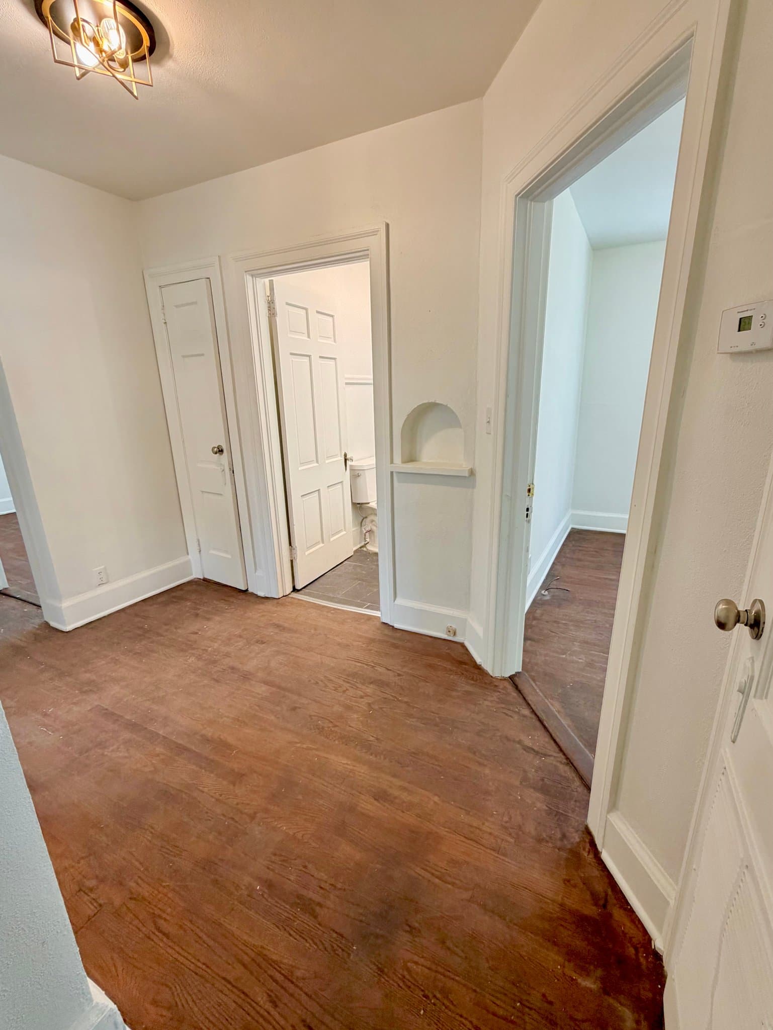 Kinston House: 1304 Rhem St