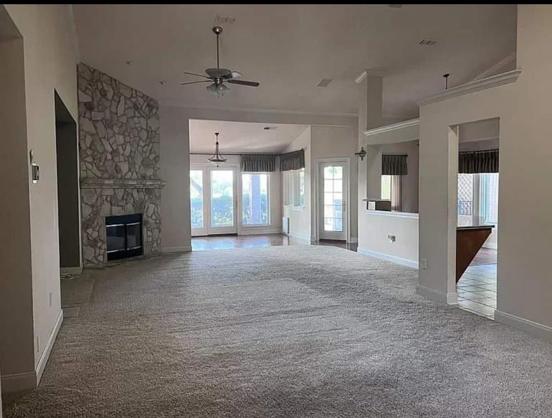 Schertz House: 3325 Sherwin Dr