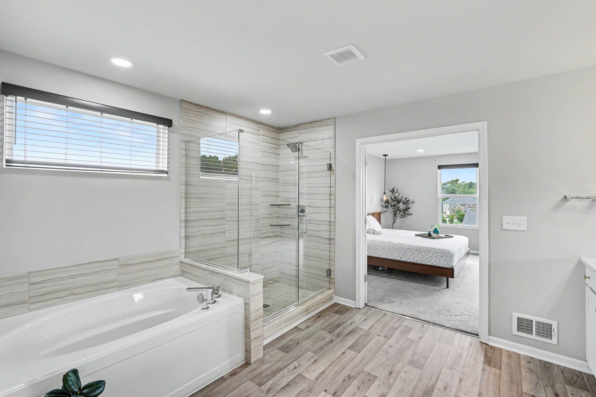 Lake Orion House: 4146 Newgard Dr