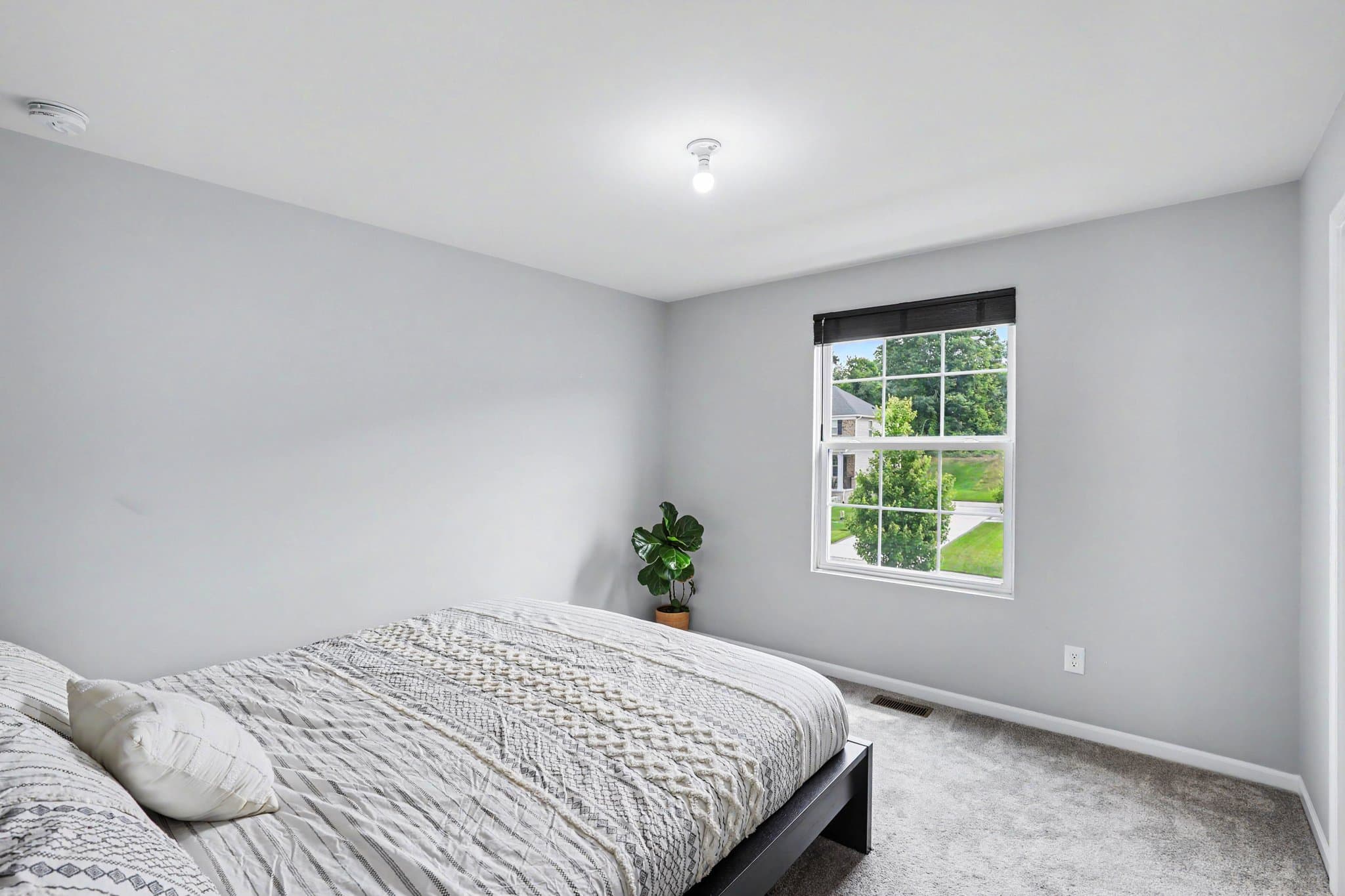 Lake Orion House: 4146 Newgard Dr