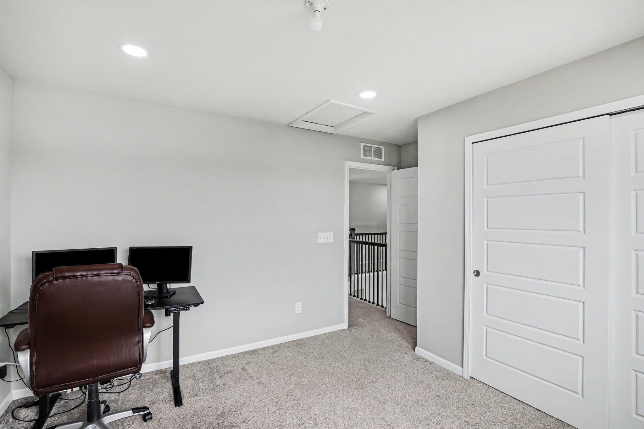 Lake Orion House: 4146 Newgard Dr