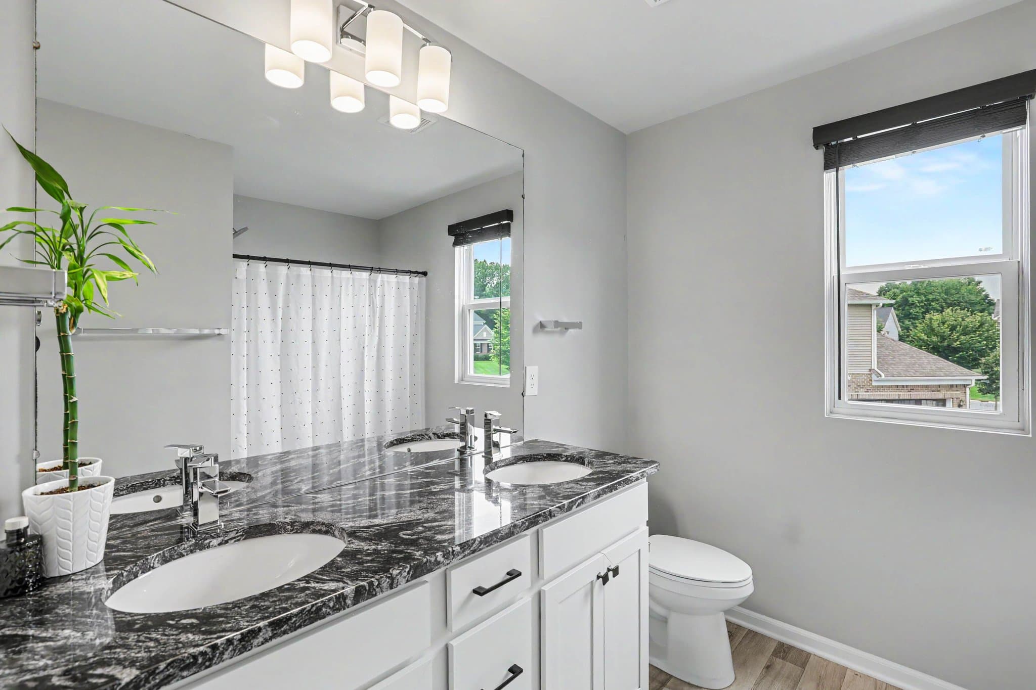 Lake Orion House: 4146 Newgard Dr