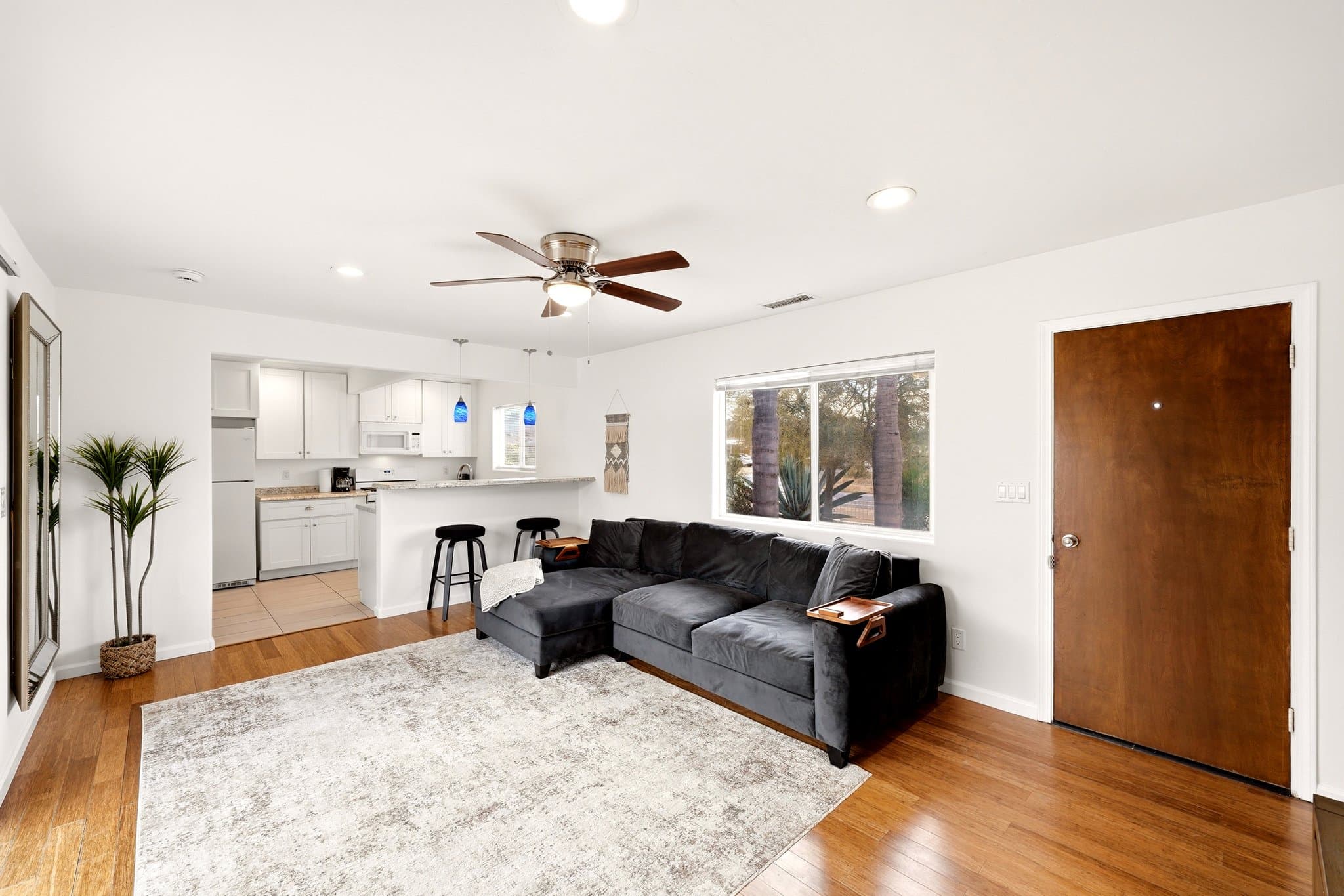 El Cajon Condo: 469 Taft Ave