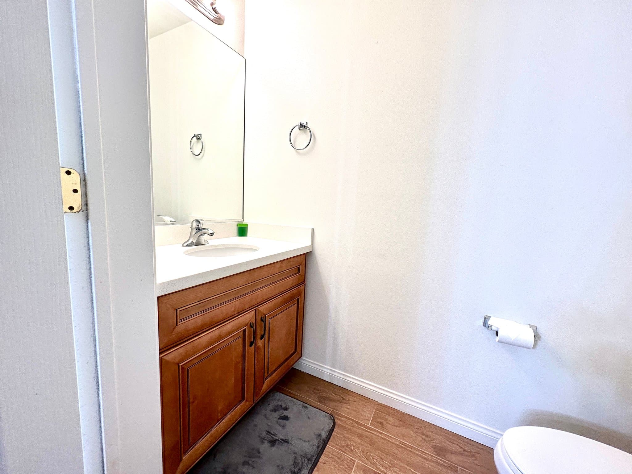 Alhambra Condo: 11 S 3rd St