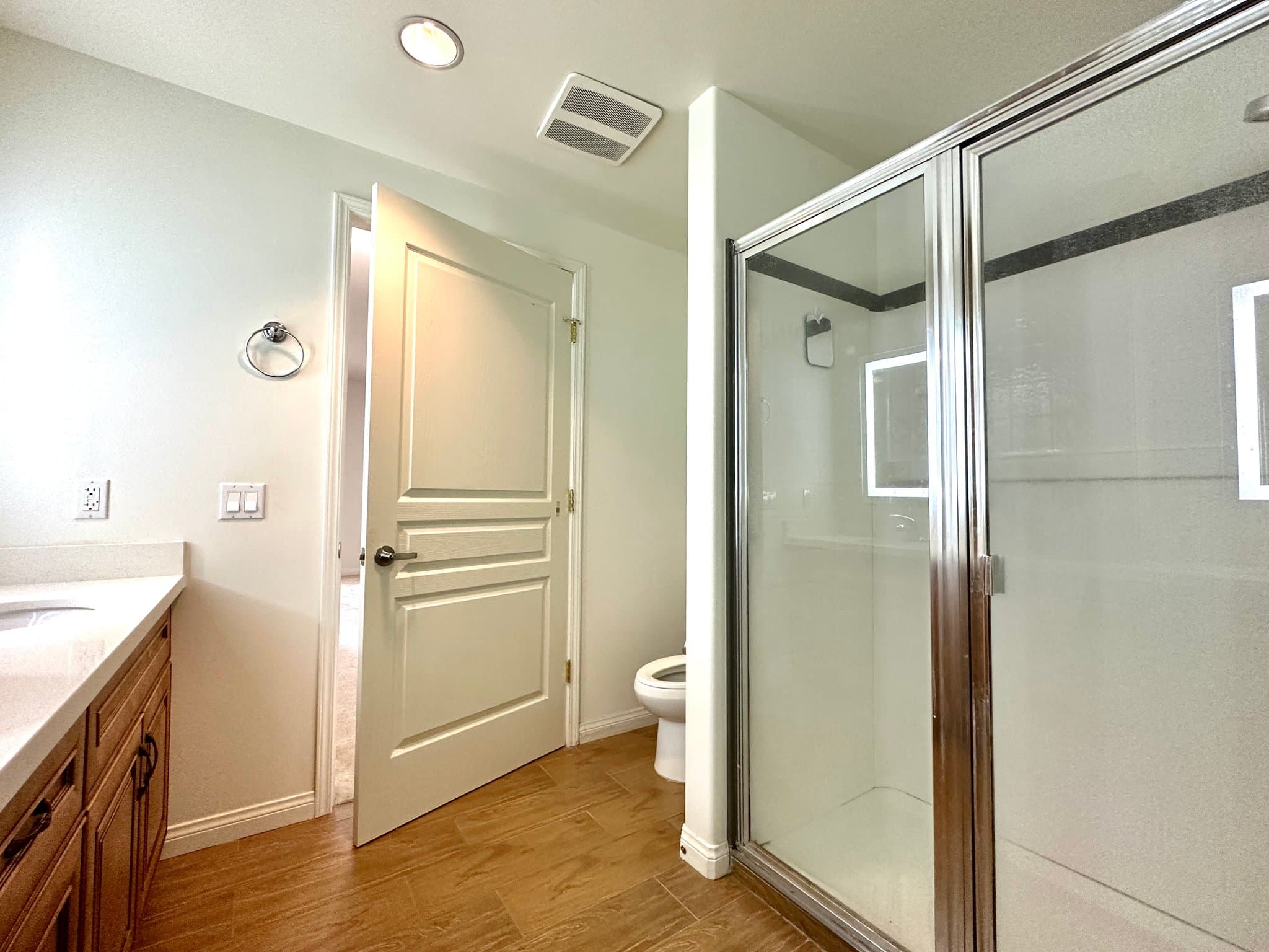 Alhambra Condo: 11 S 3rd St