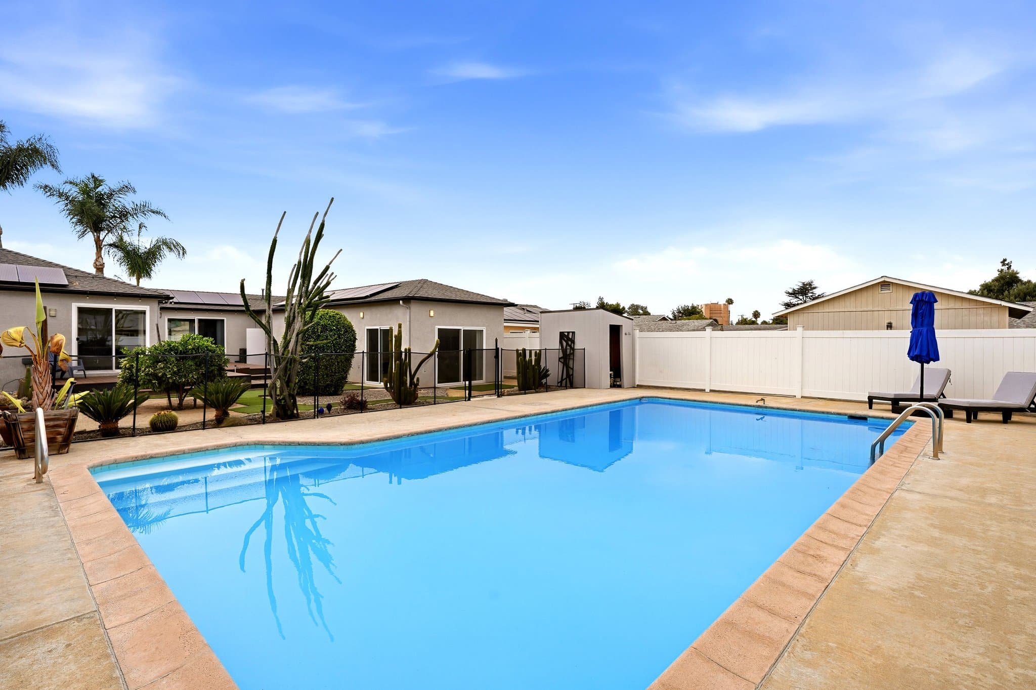 El Cajon Condo: 469 Taft Ave