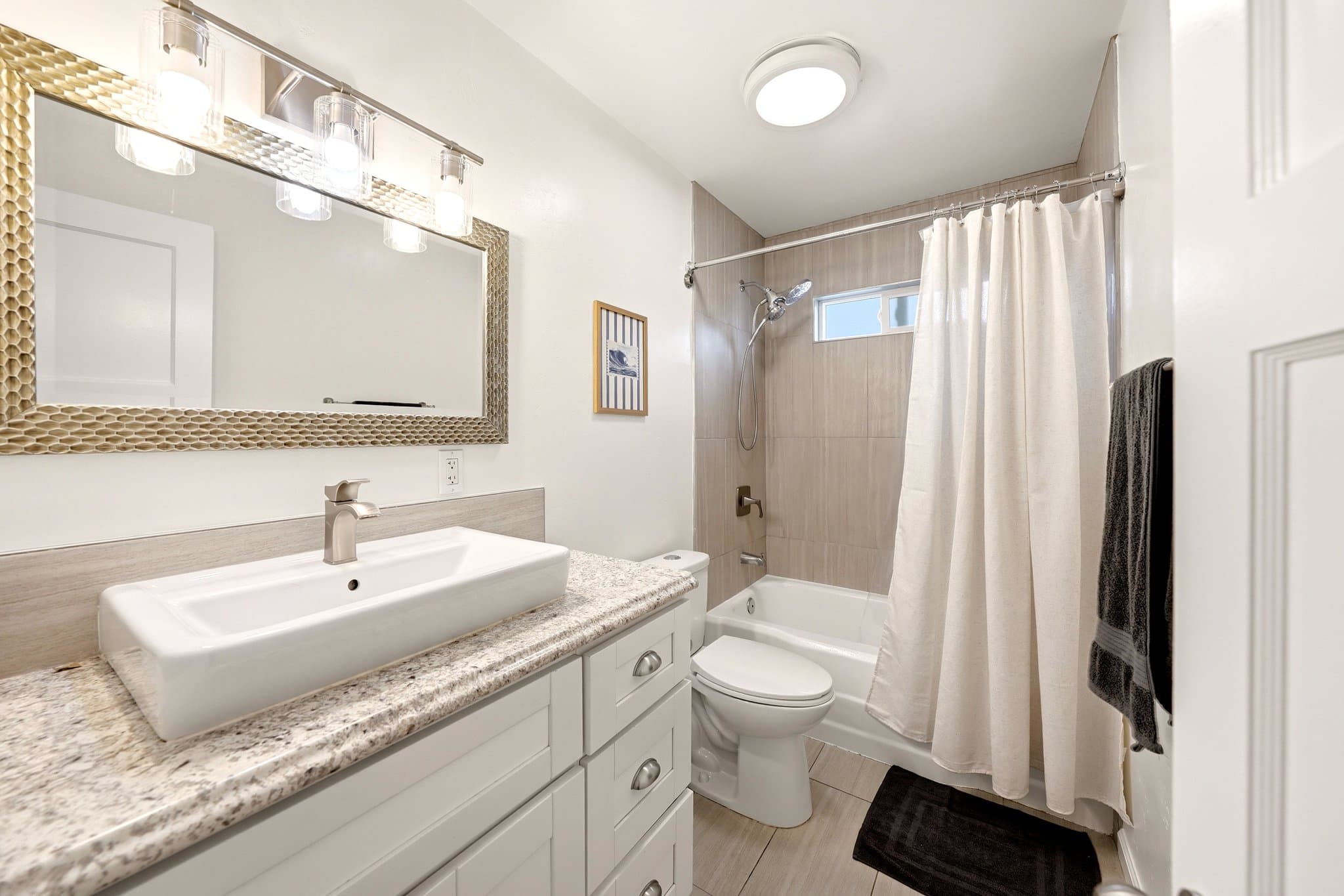 El Cajon Condo: 469 Taft Ave