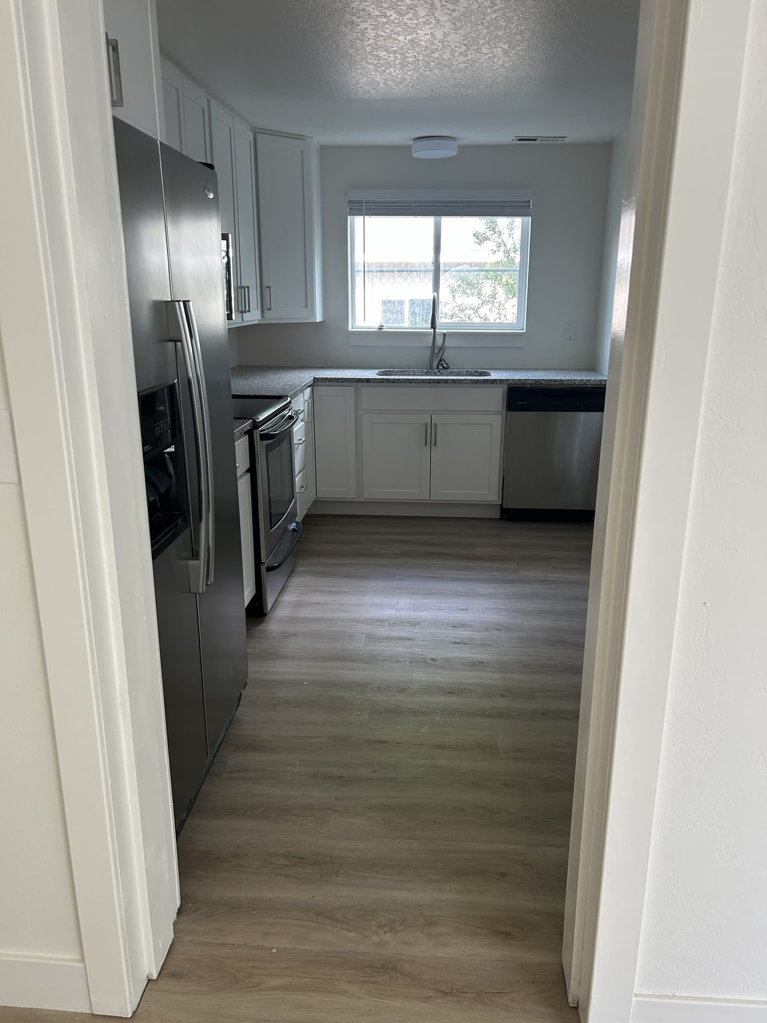 Ephraim Townhome: 258 E. Center St