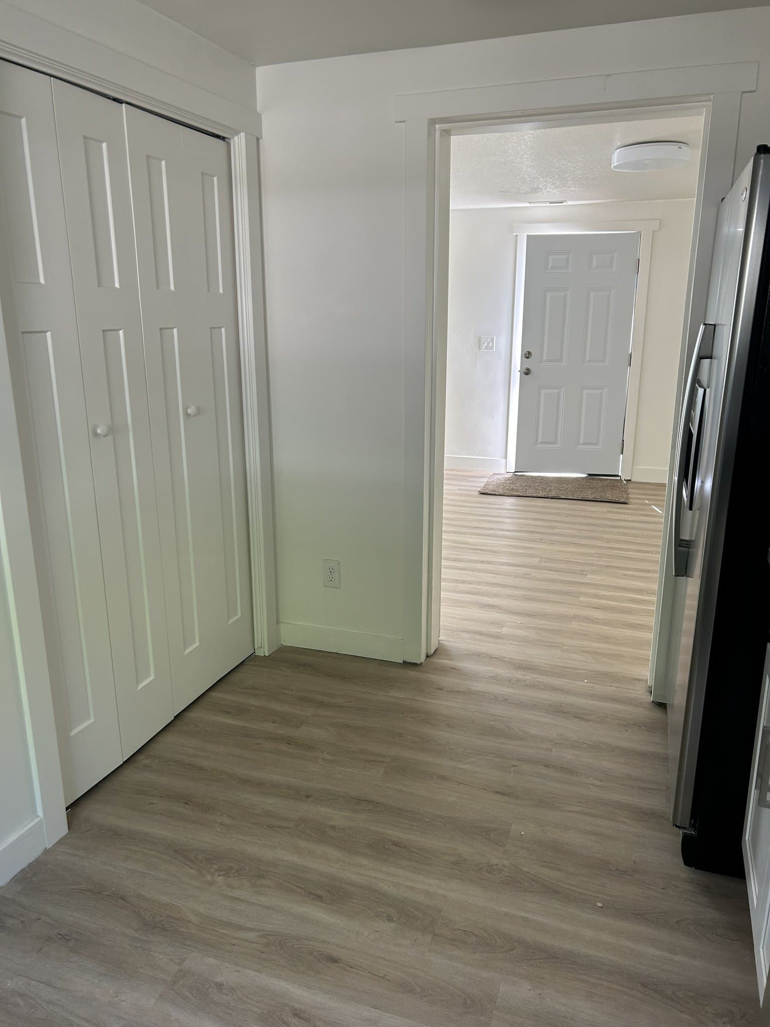 Ephraim Townhome: 258 E. Center St