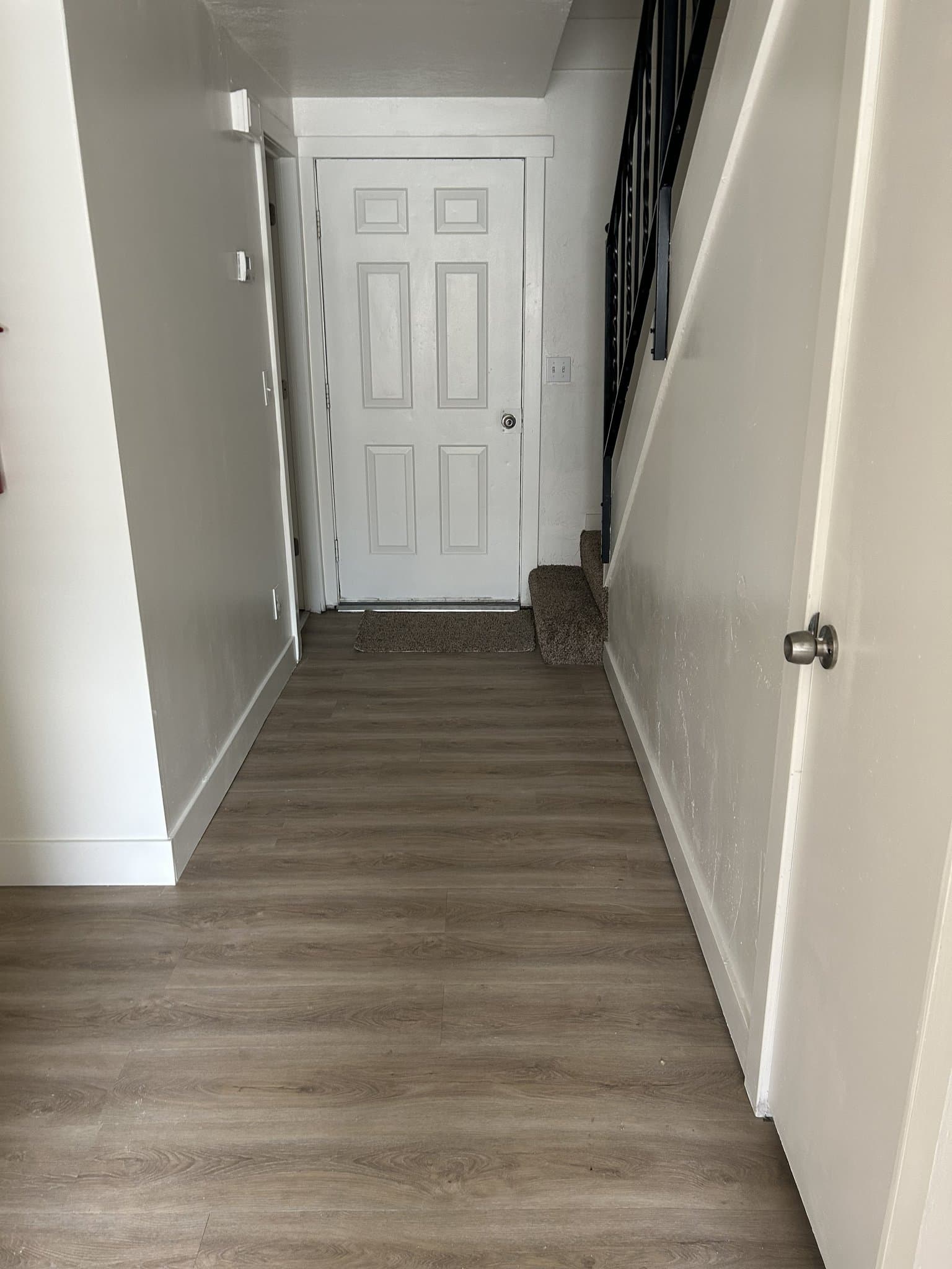 Ephraim Townhome: 258 E. Center St