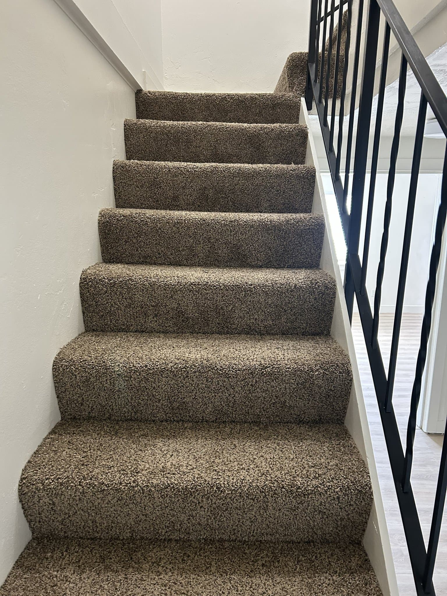 Ephraim Townhome: 258 E. Center St