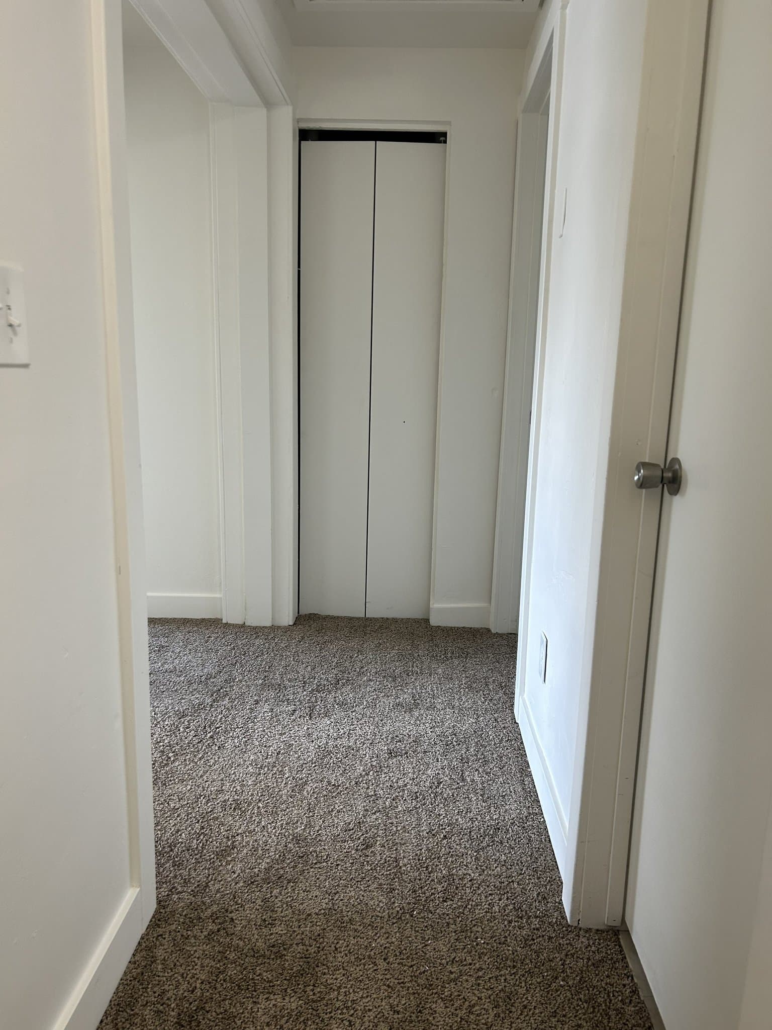 Ephraim Townhome: 258 E. Center St