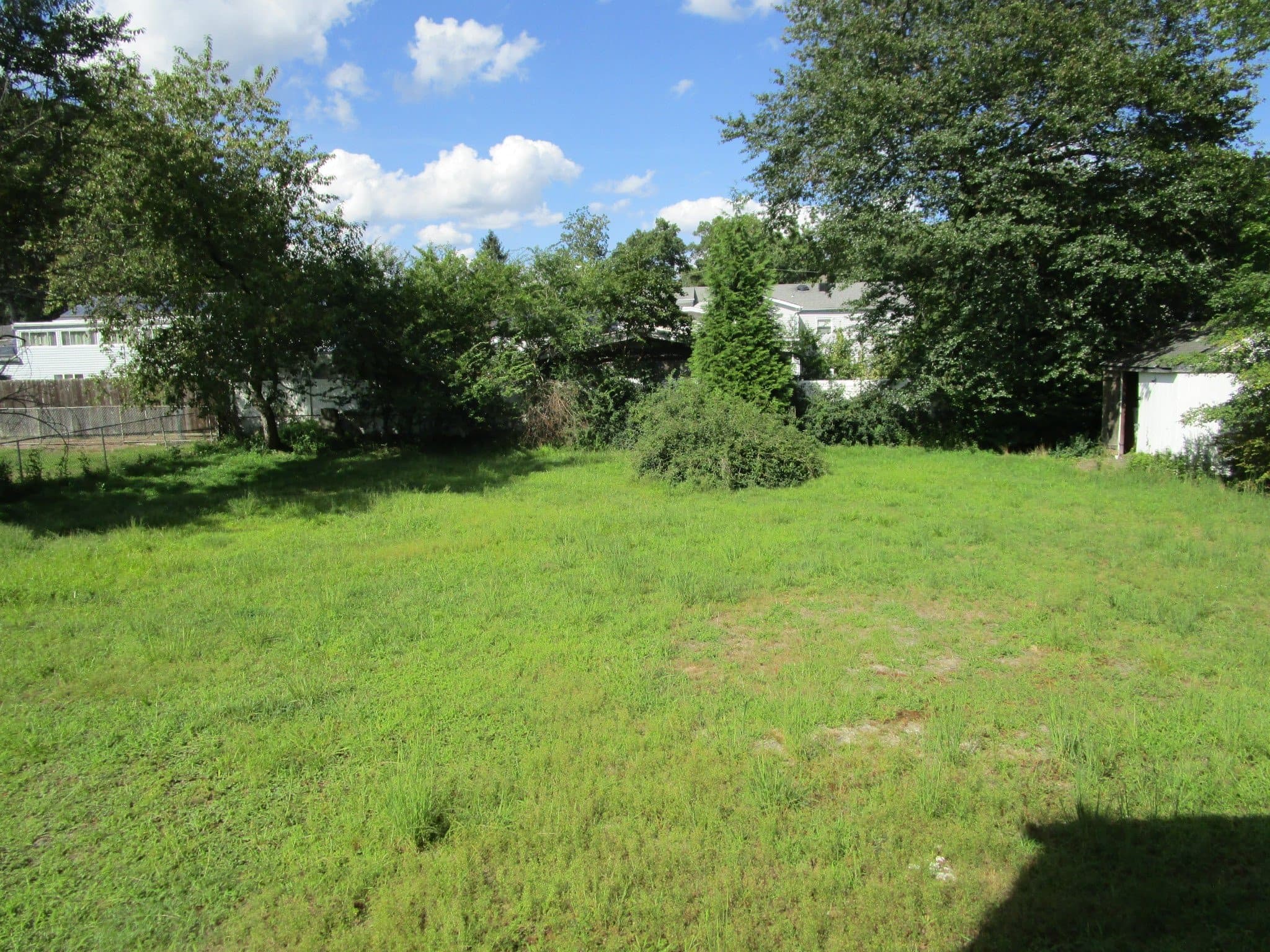 Howell House: 74 Brookhill