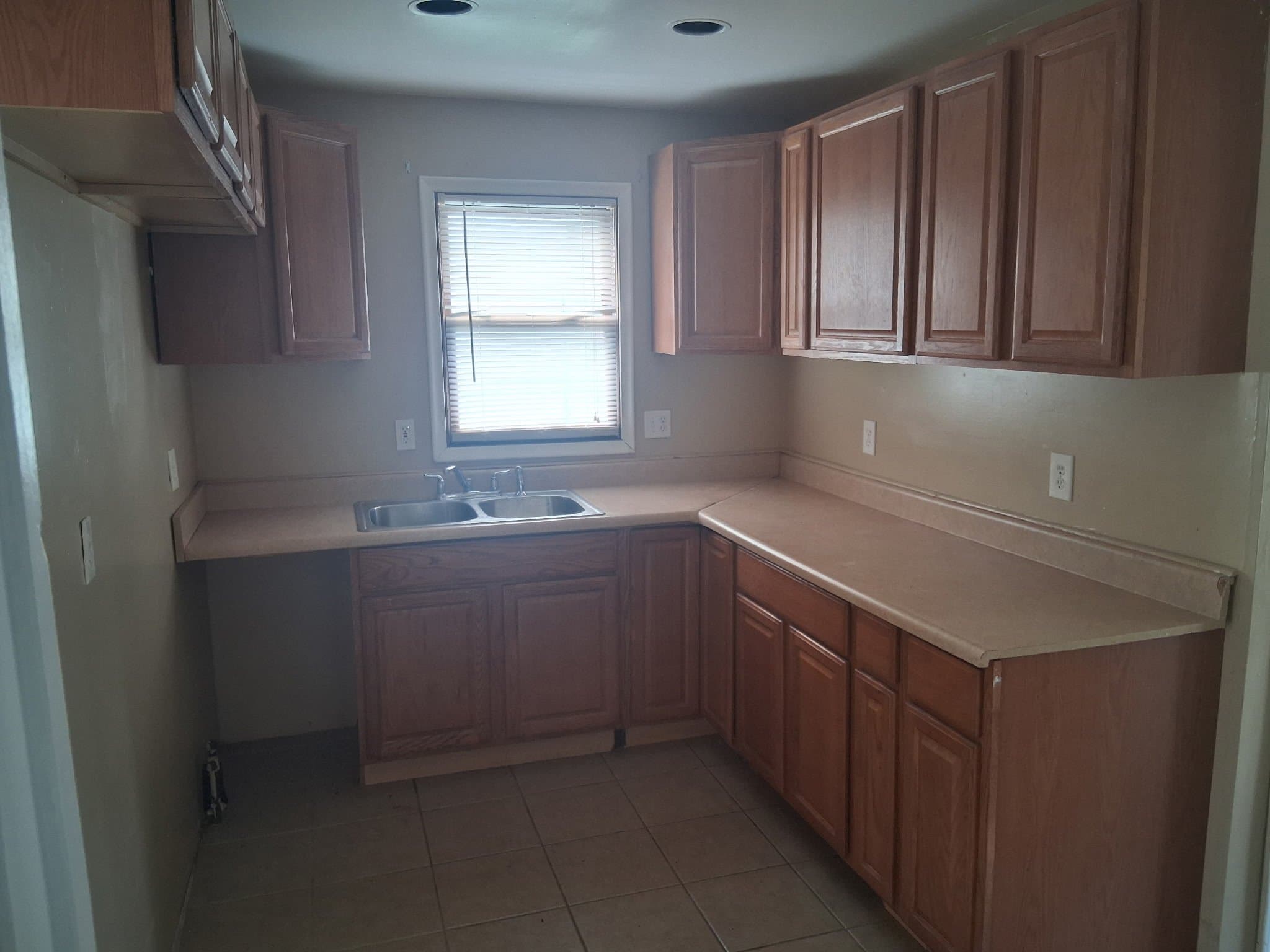 Pontiac House: 50 Myra