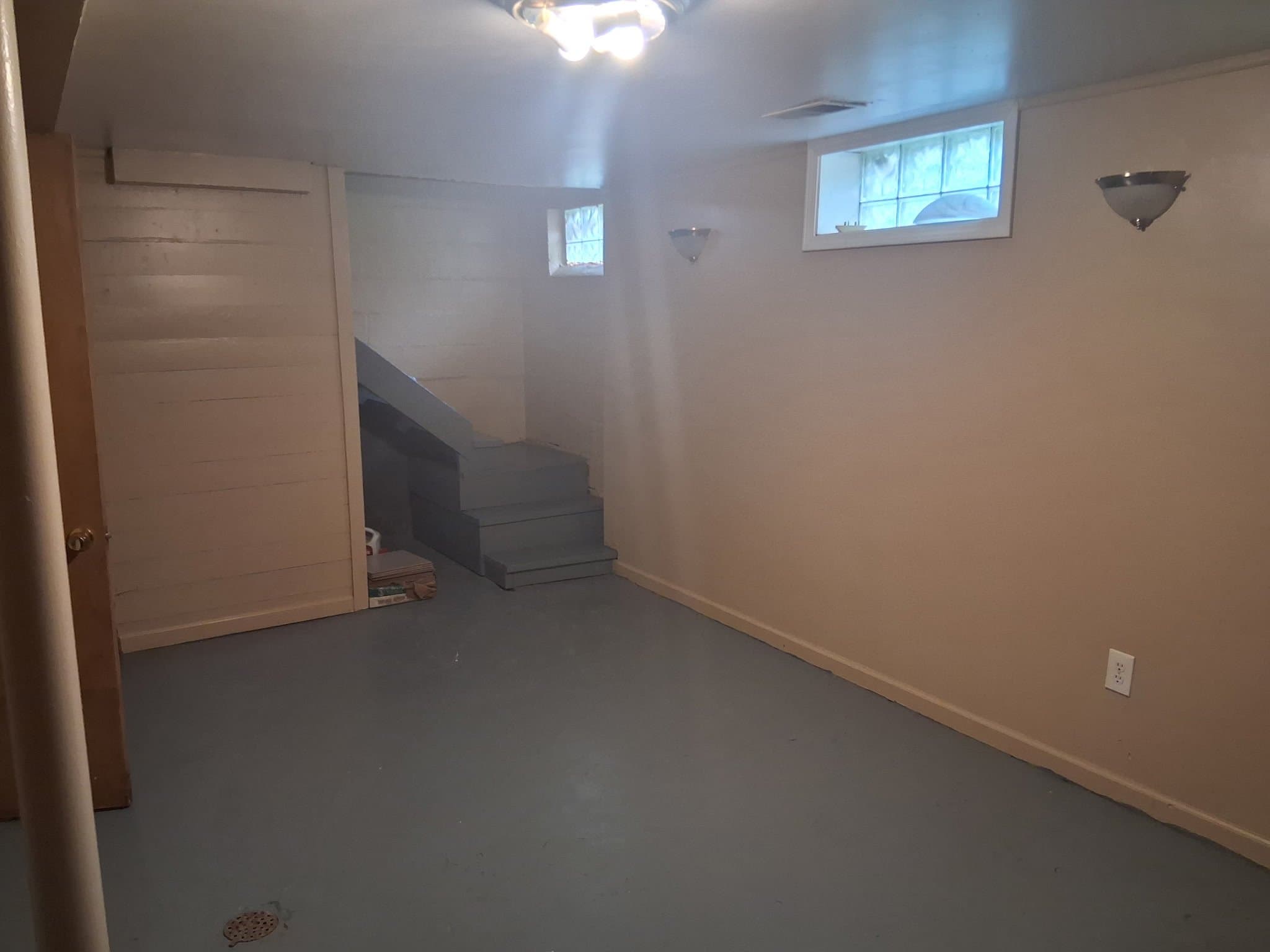 Pontiac House: 50 Myra