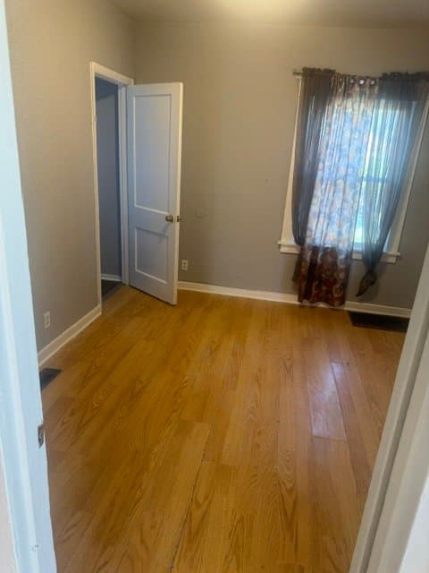 St. Louis House: 7642 Fairham Ave