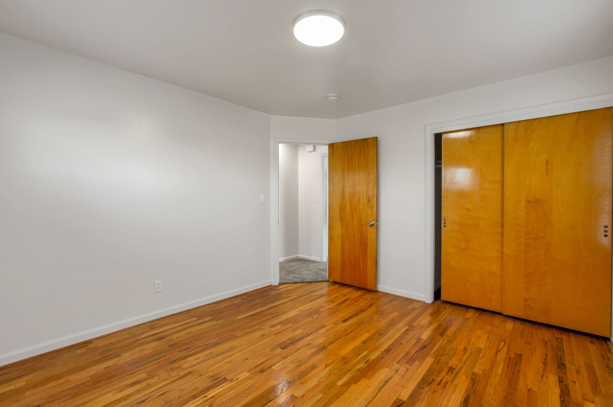Clinton House: 2184 N 2000 W