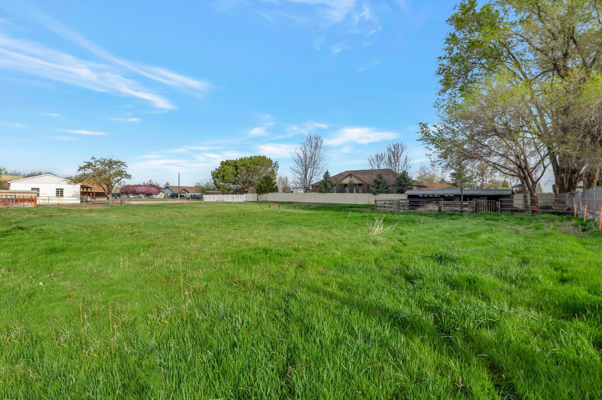 Clinton House: 2184 N 2000 W