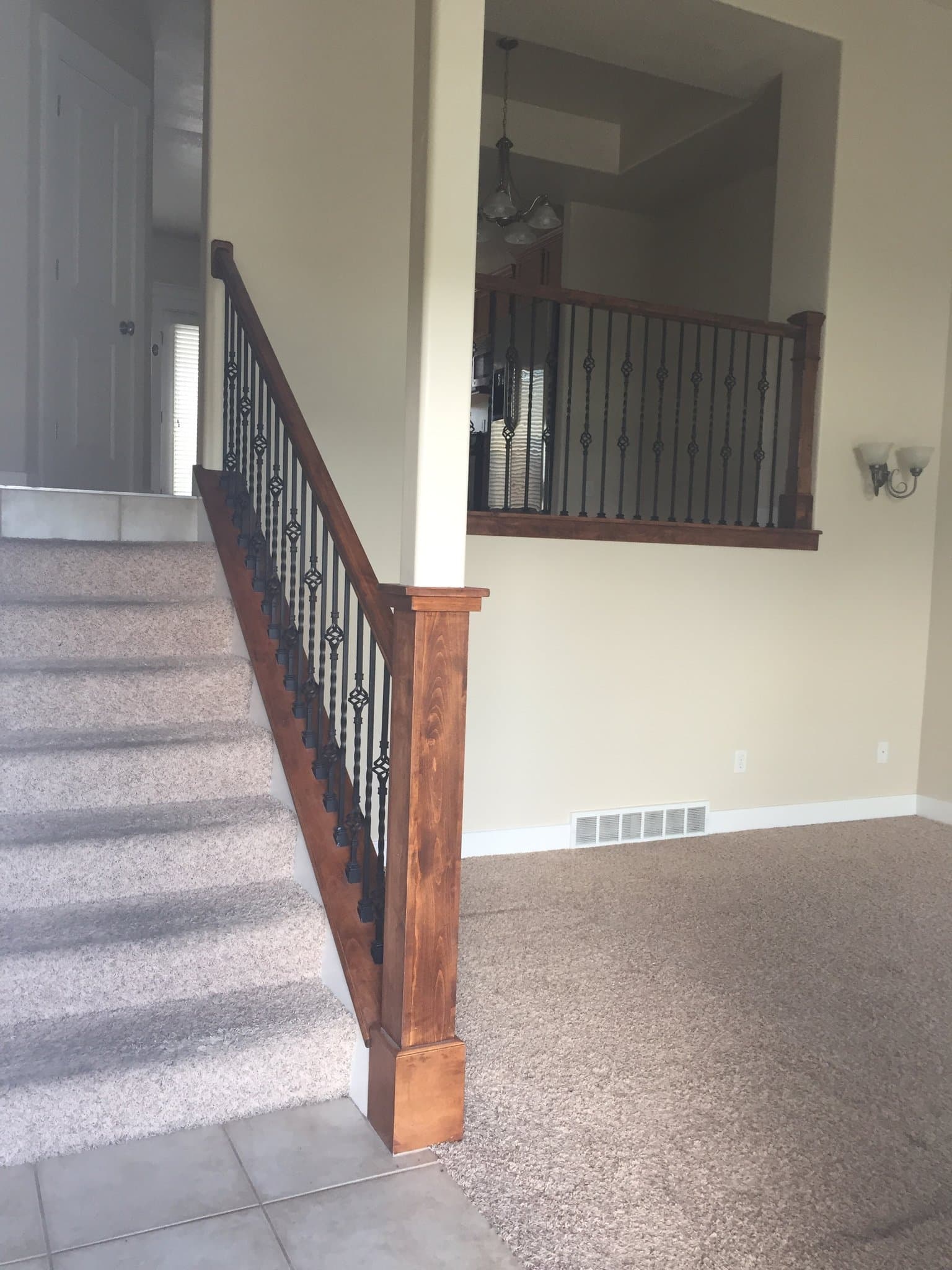 Sandy Townhome: 1057 Garden Bend Place