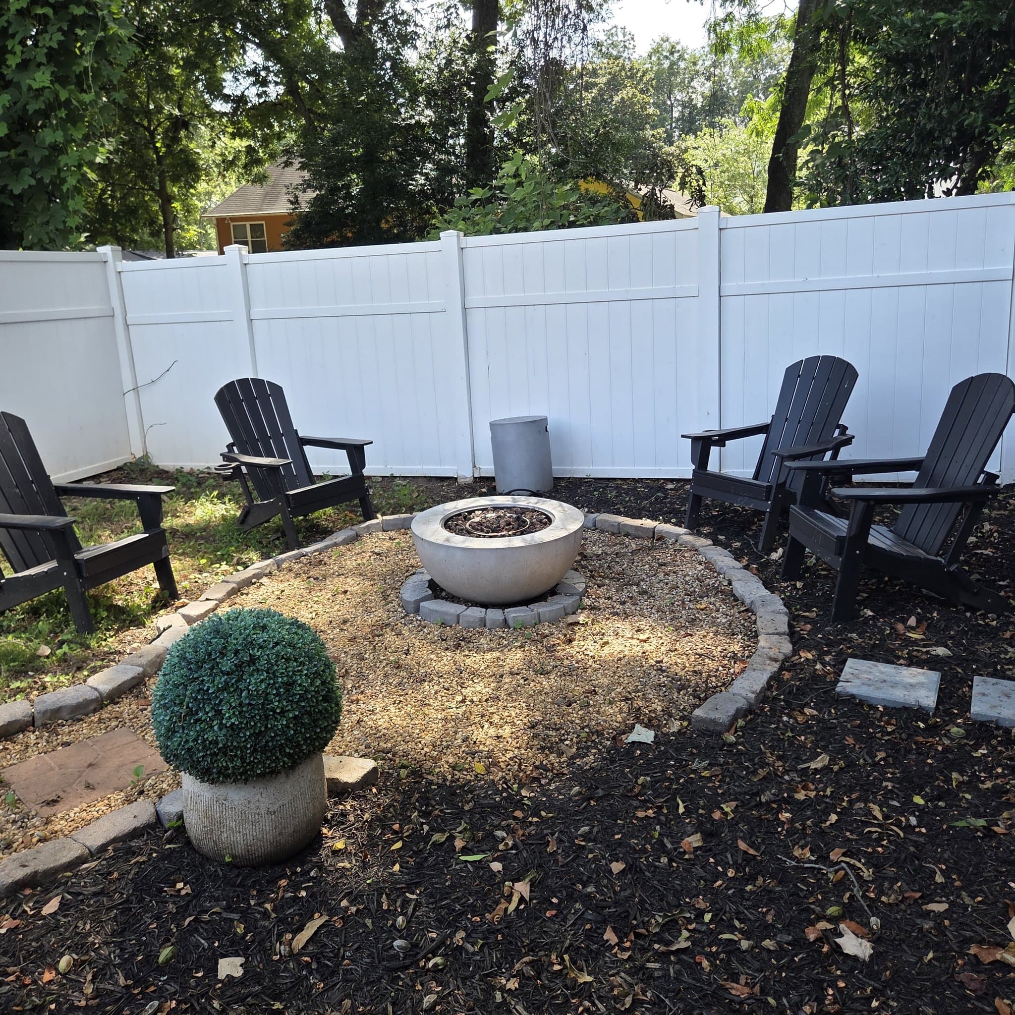 Atlanta House: 1363 Jonesboro Rd SE,