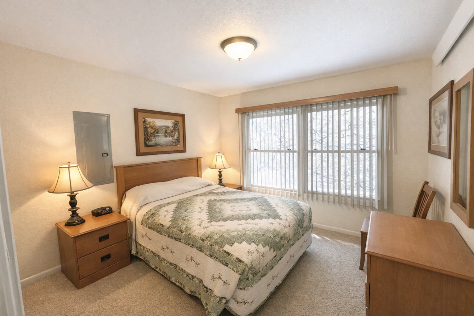 Hill City House: 109 Pine Avenue